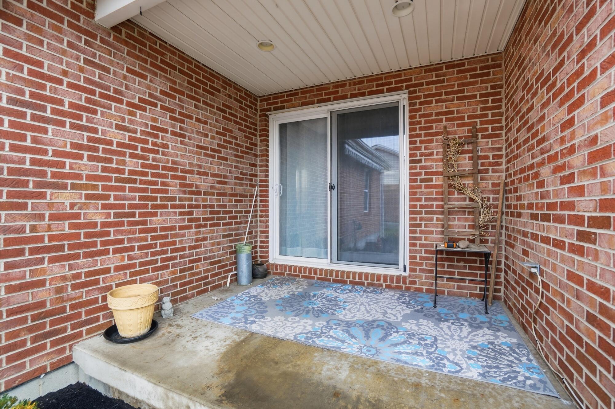 3942 Harris Lane, Springfield, Ohio 45503