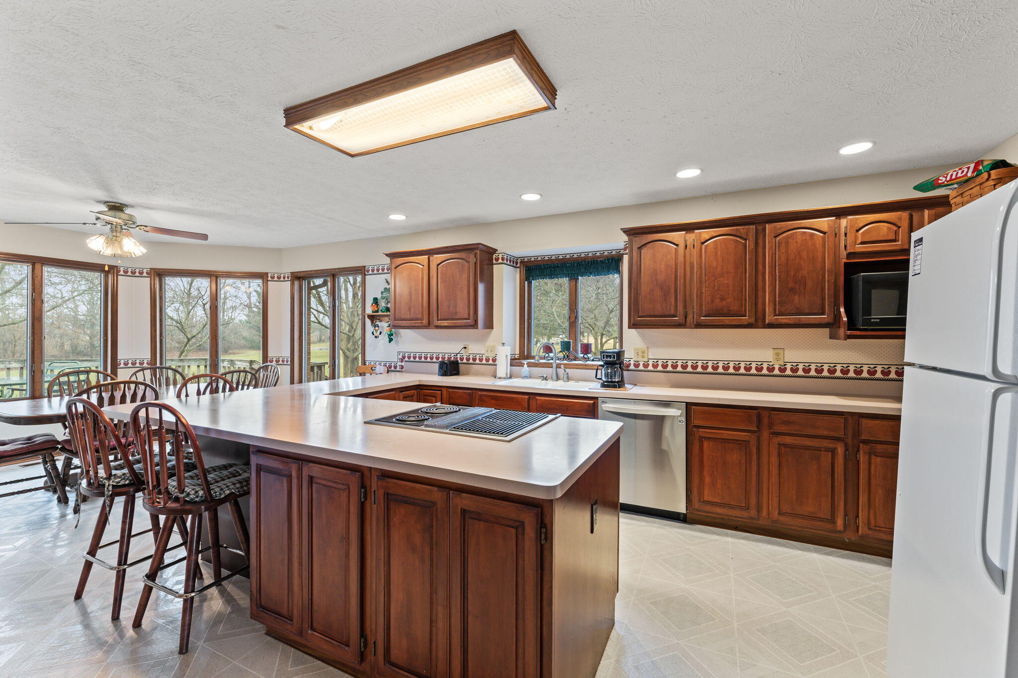 5700 Swan Drive, Clayton, Ohio 45315