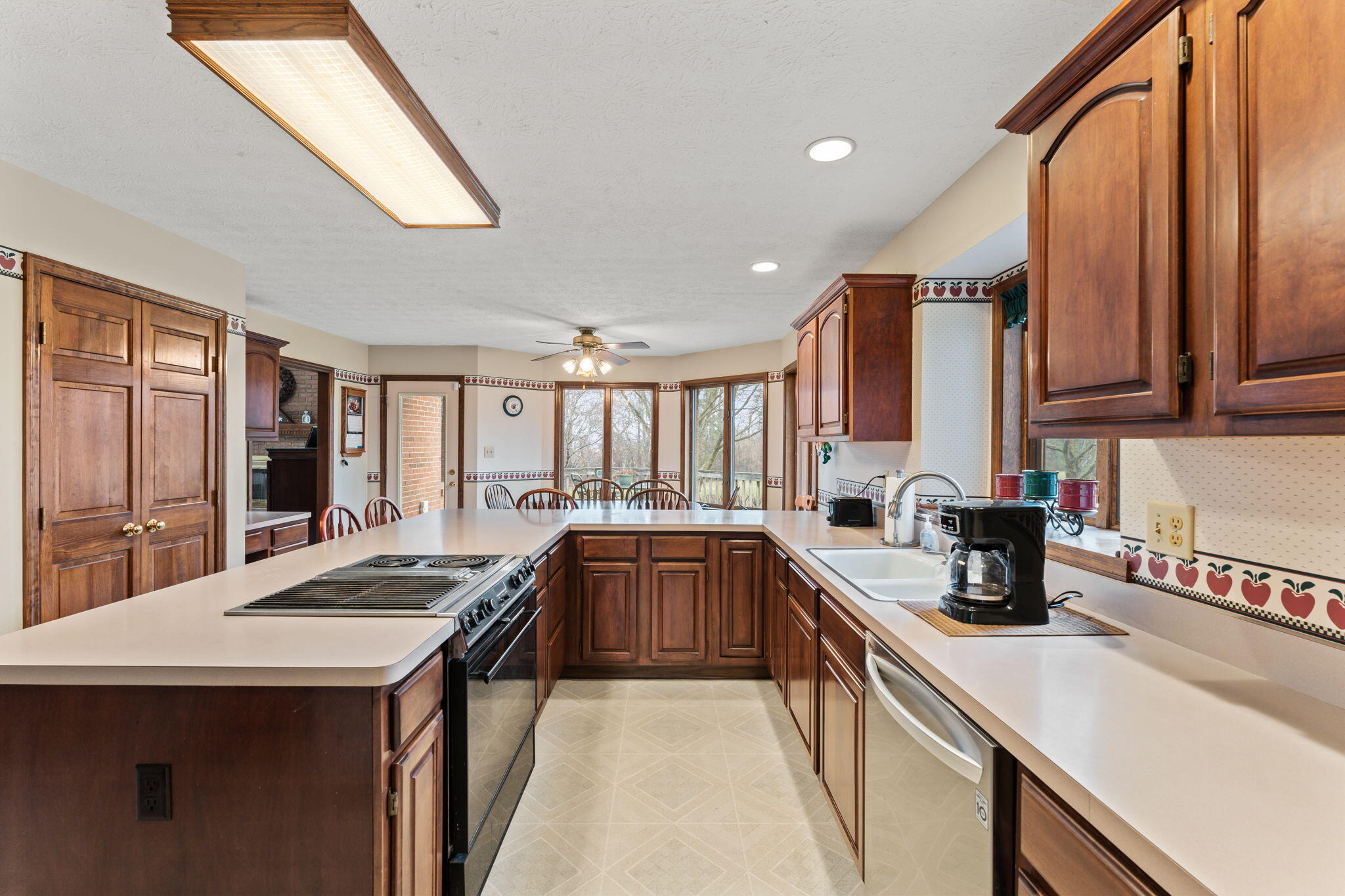 5700 Swan Drive, Clayton, Ohio 45315