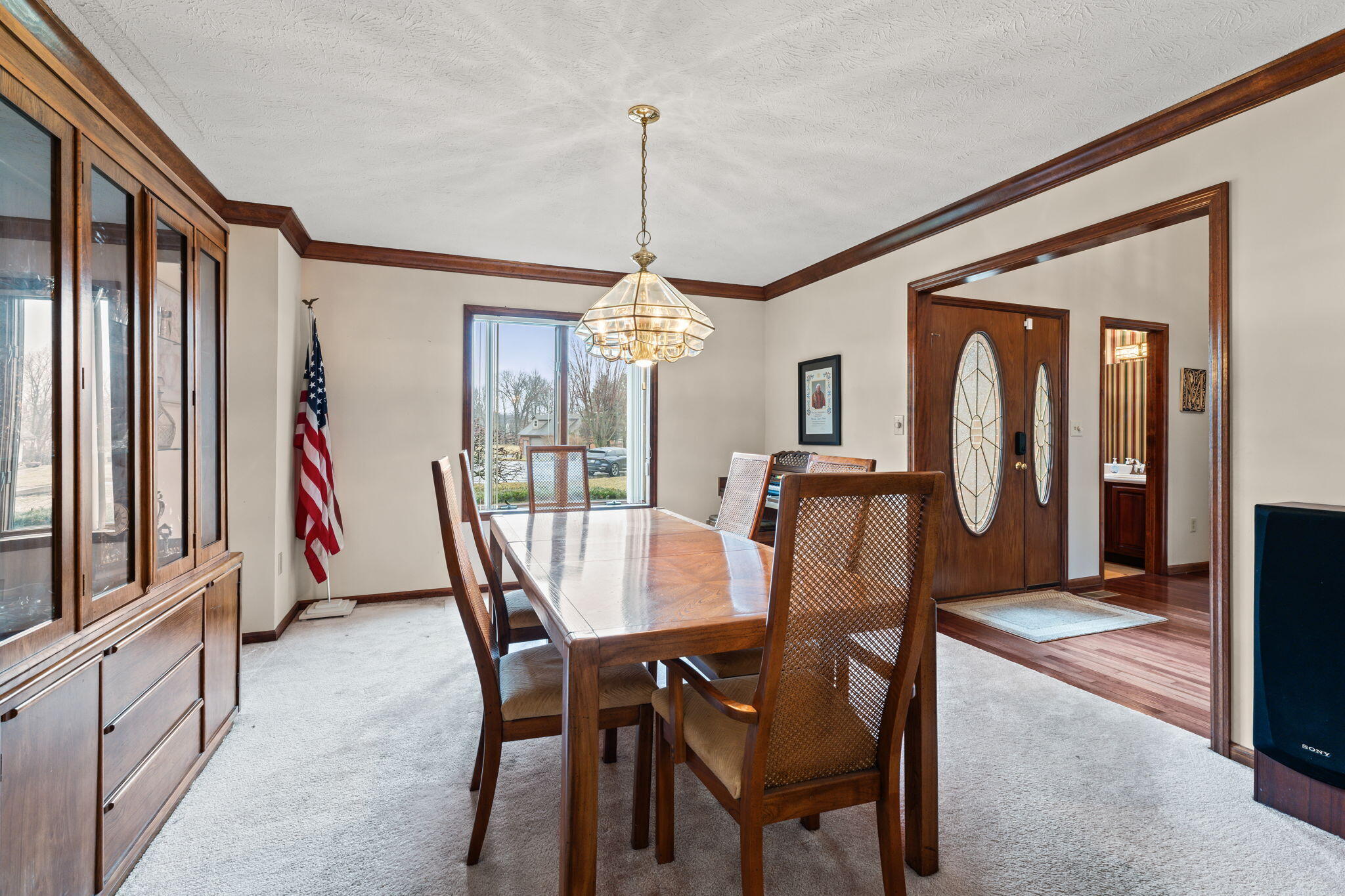 5700 Swan Drive, Clayton, Ohio 45315