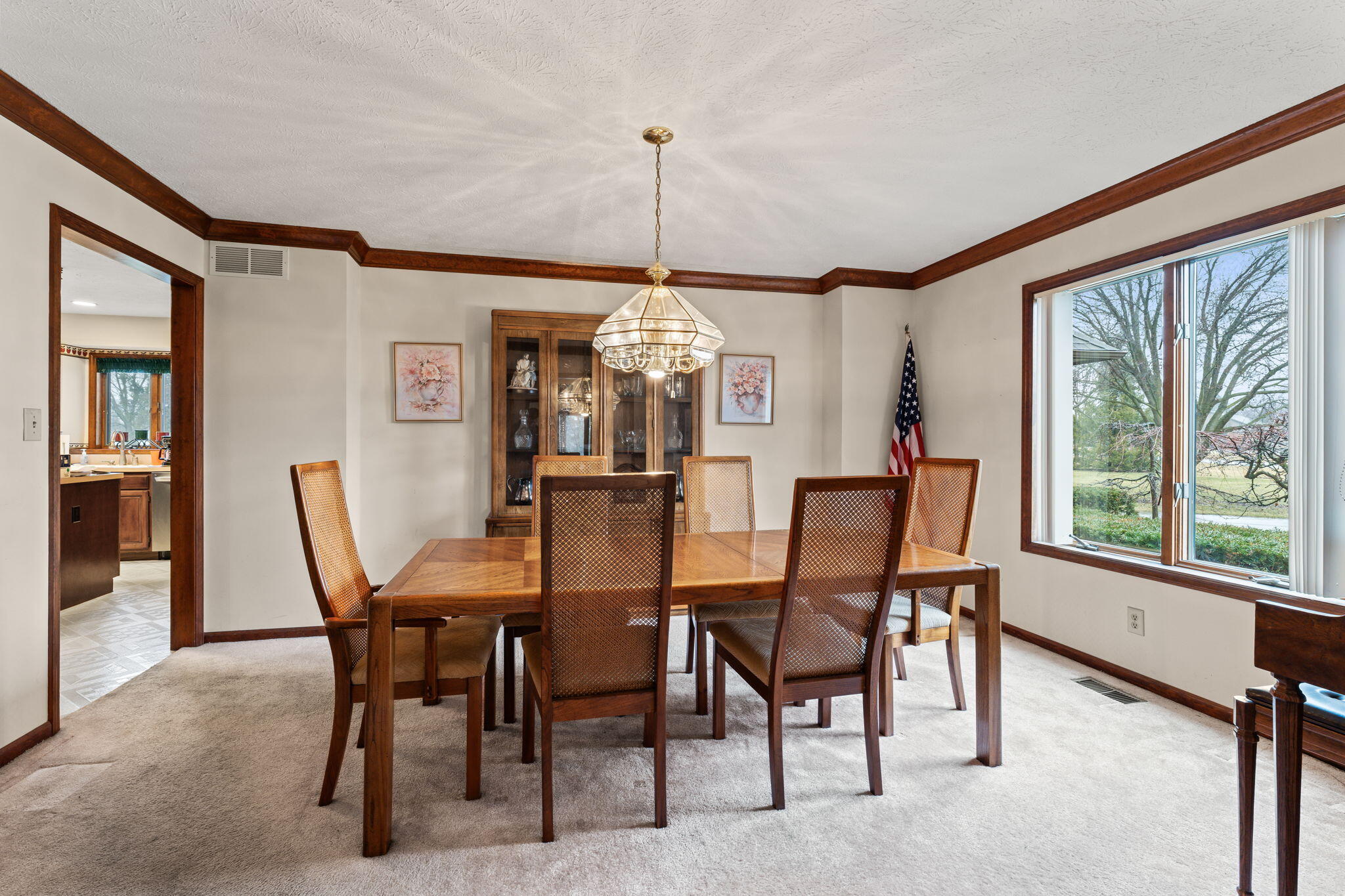 5700 Swan Drive, Clayton, Ohio 45315