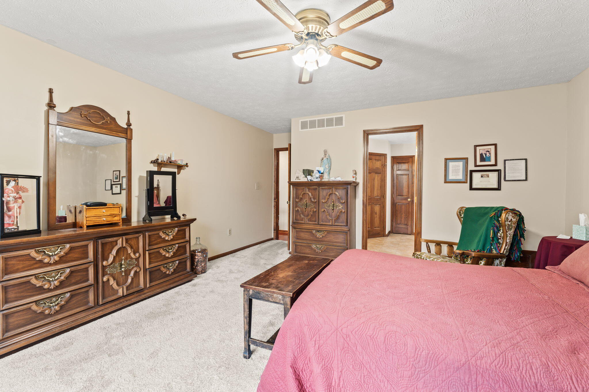 5700 Swan Drive, Clayton, Ohio 45315