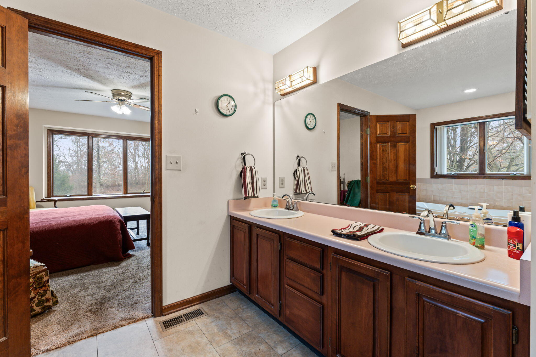 5700 Swan Drive, Clayton, Ohio 45315