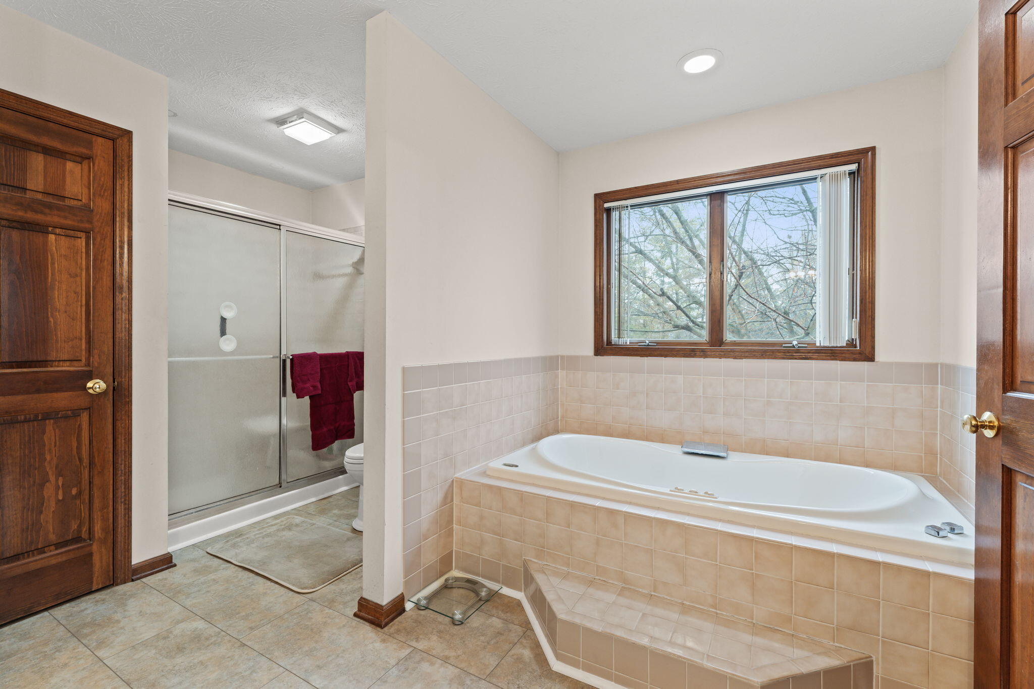 5700 Swan Drive, Clayton, Ohio 45315