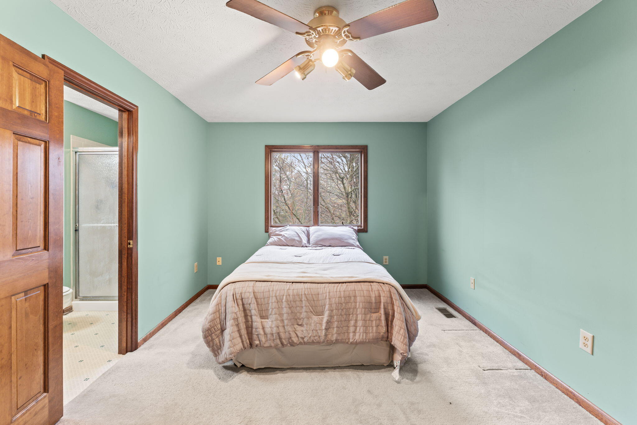 5700 Swan Drive, Clayton, Ohio 45315