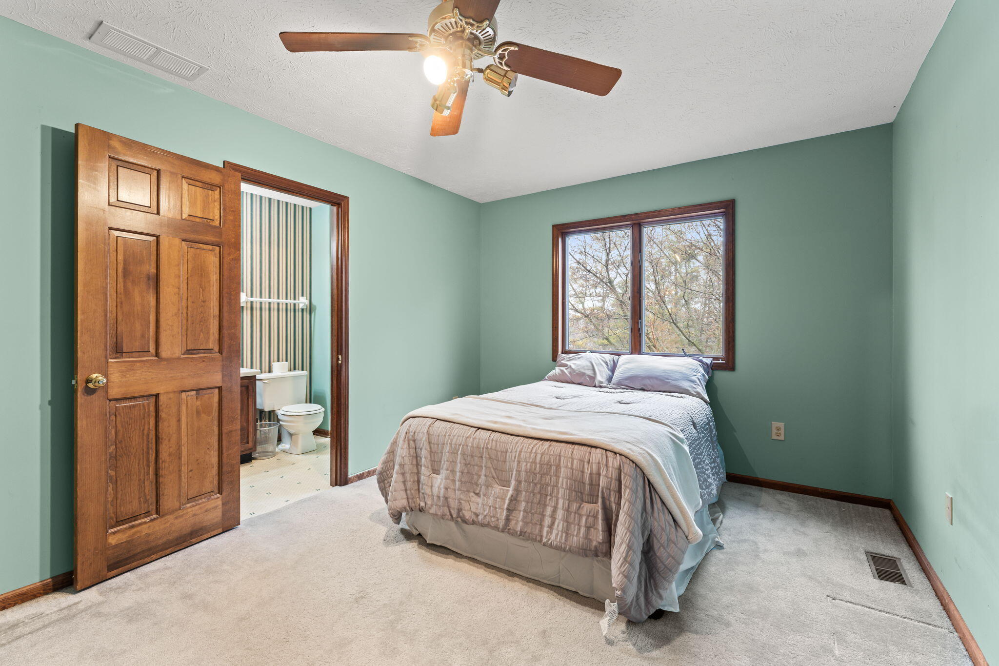 5700 Swan Drive, Clayton, Ohio 45315