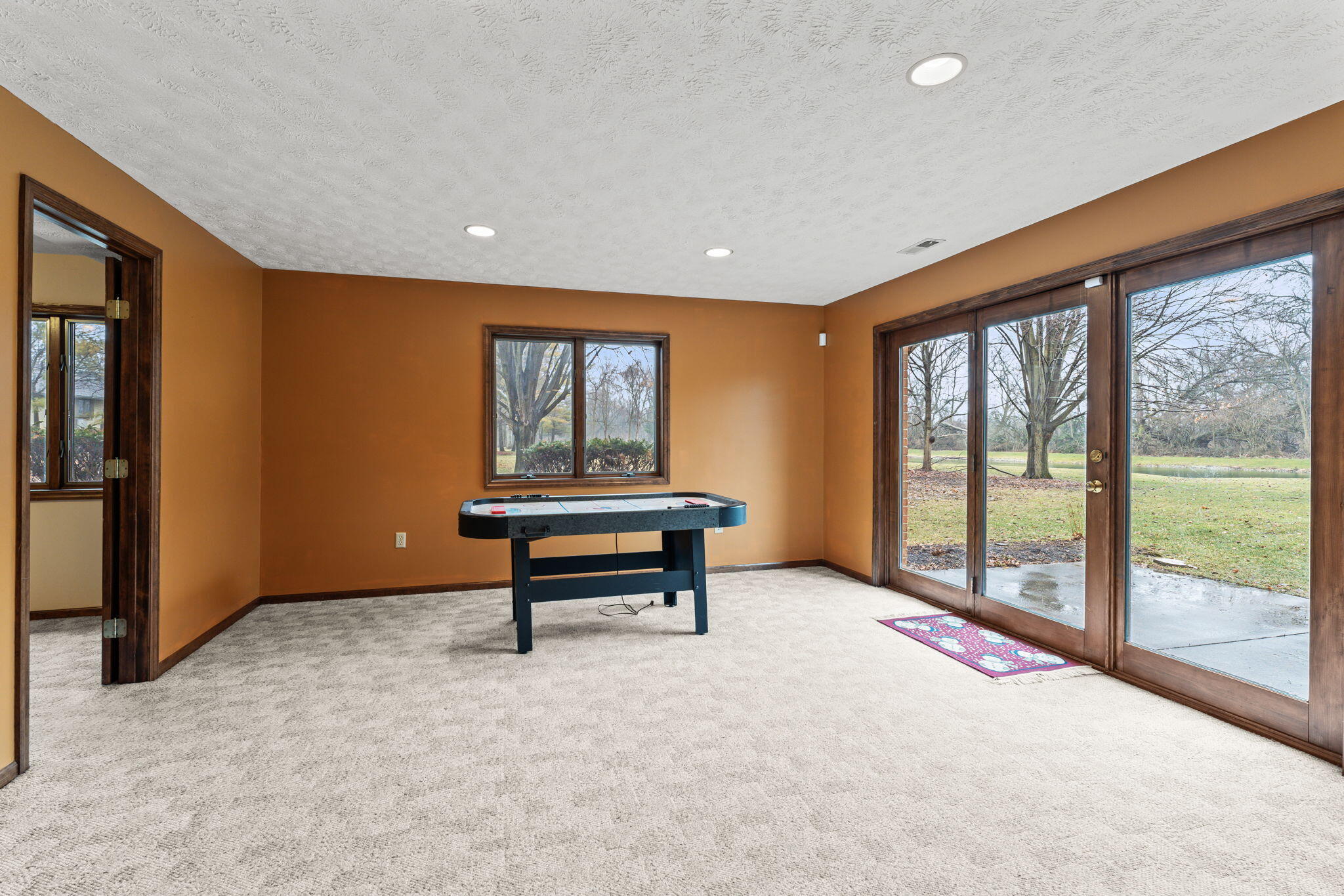 5700 Swan Drive, Clayton, Ohio 45315