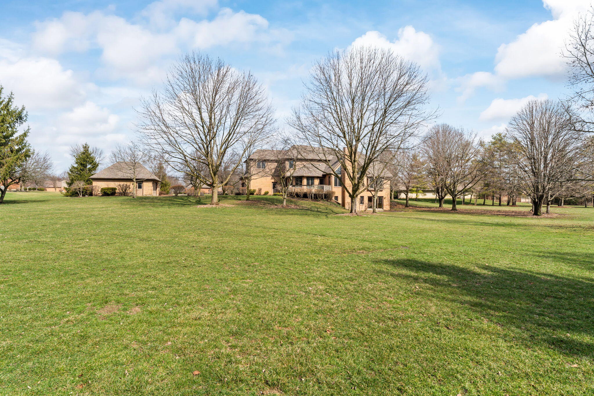 5700 Swan Drive, Clayton, Ohio 45315