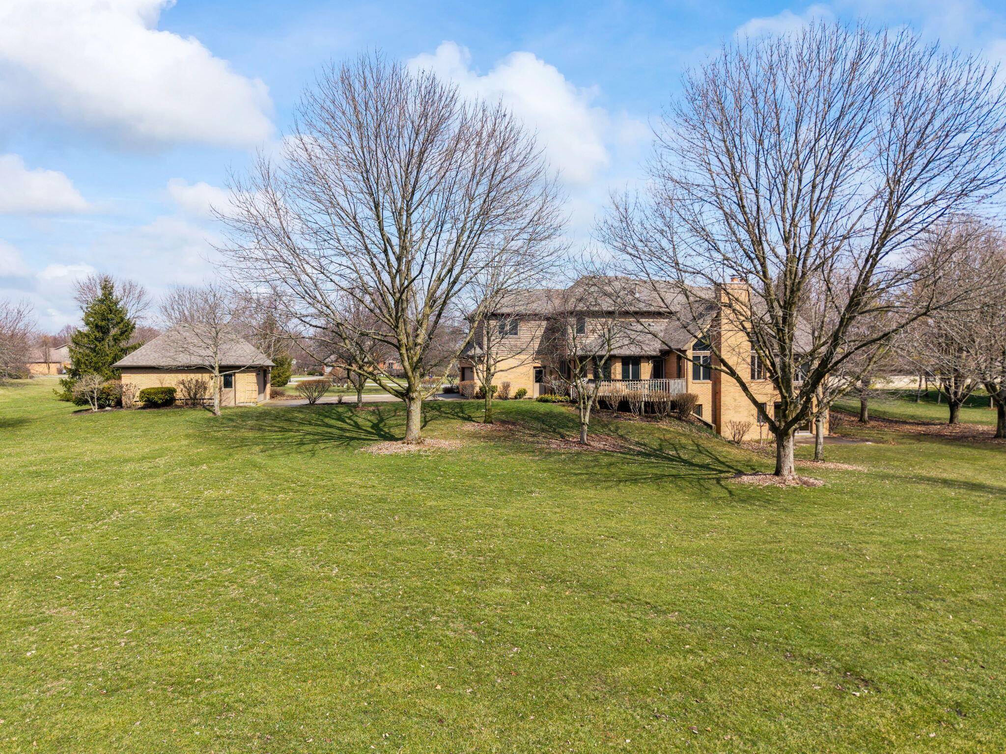 5700 Swan Drive, Clayton, Ohio 45315