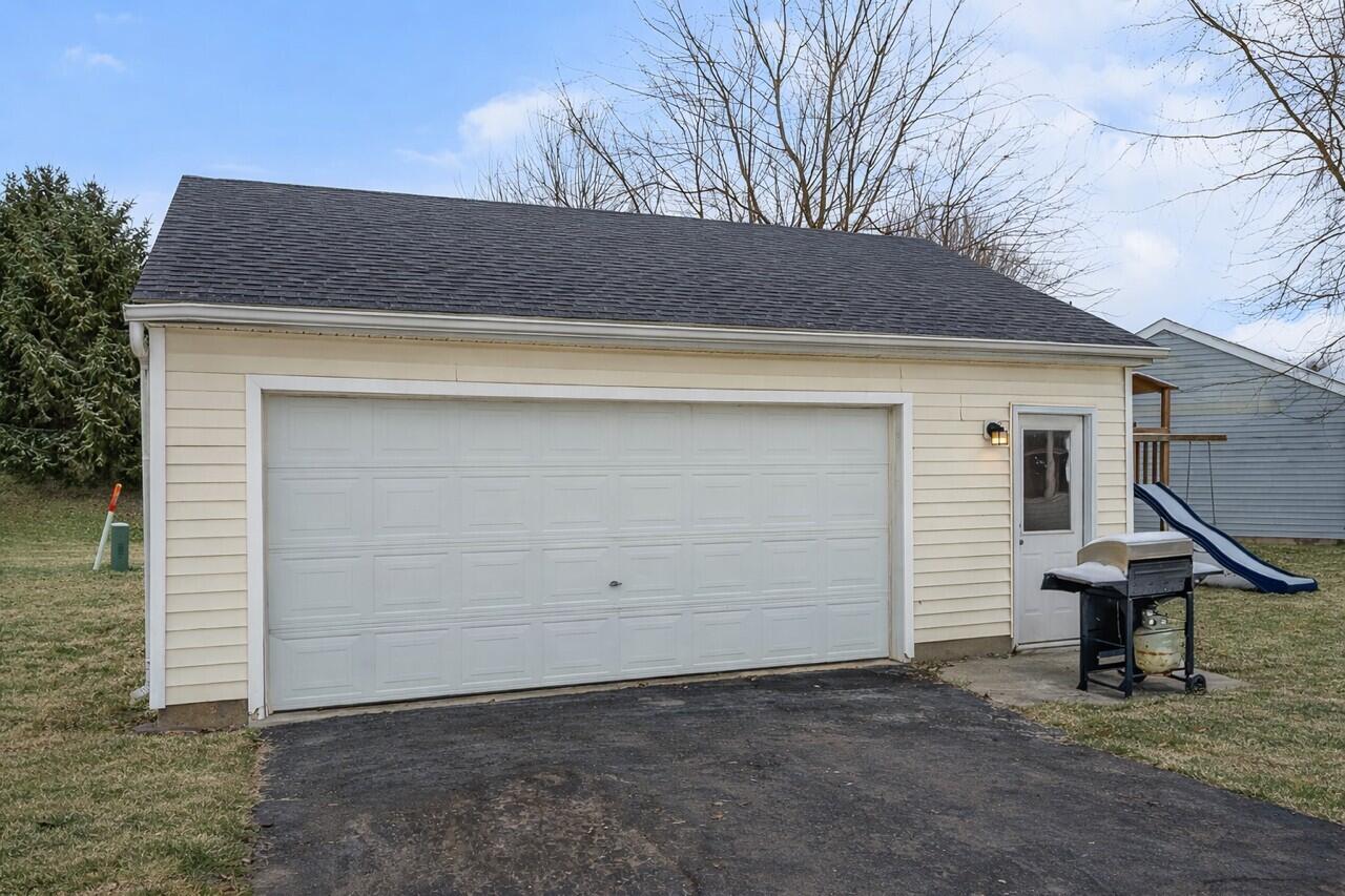 1052 Braxton Boulevard, London, Ohio 43140