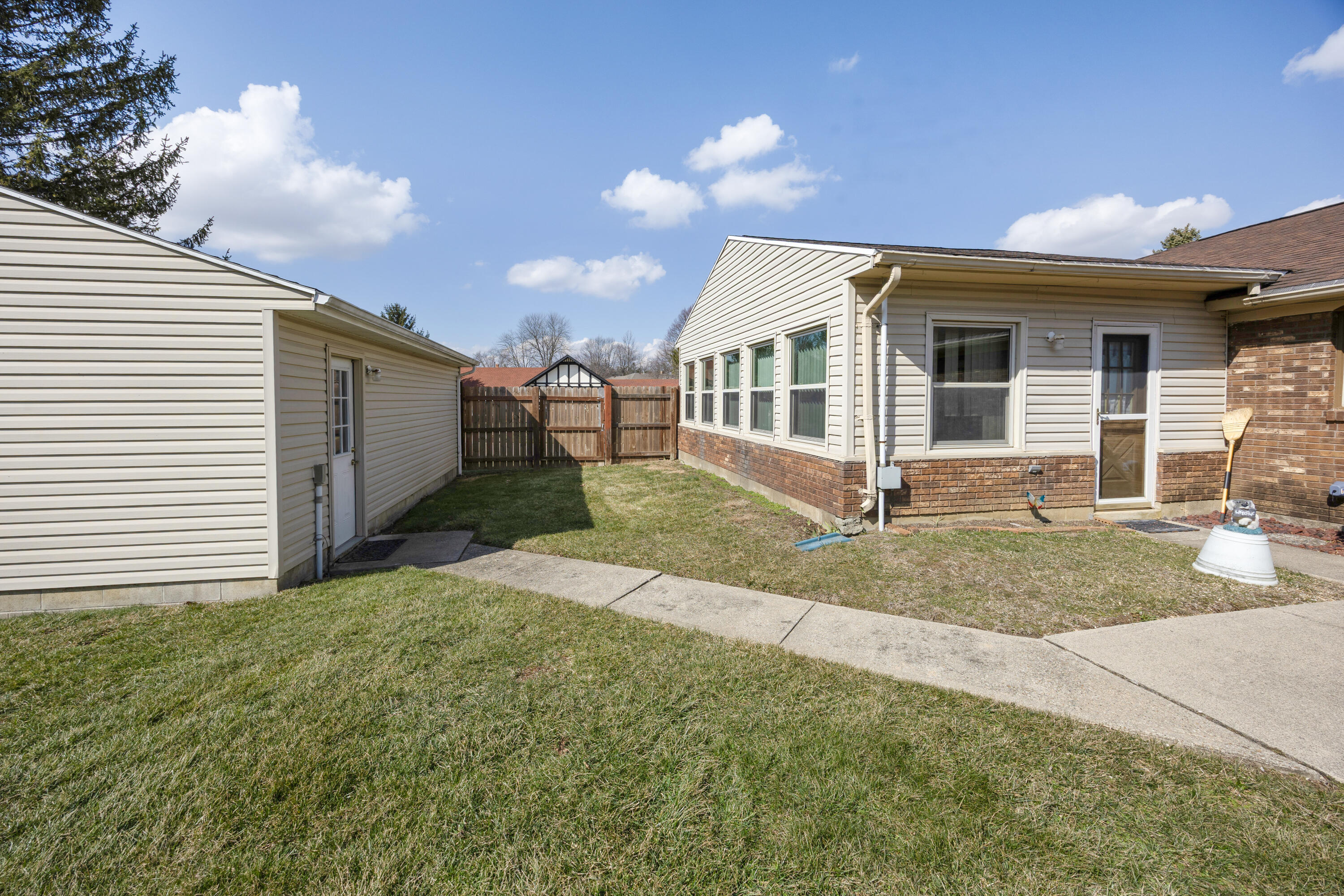 139 Cambria Court, Dayton, Ohio 45402