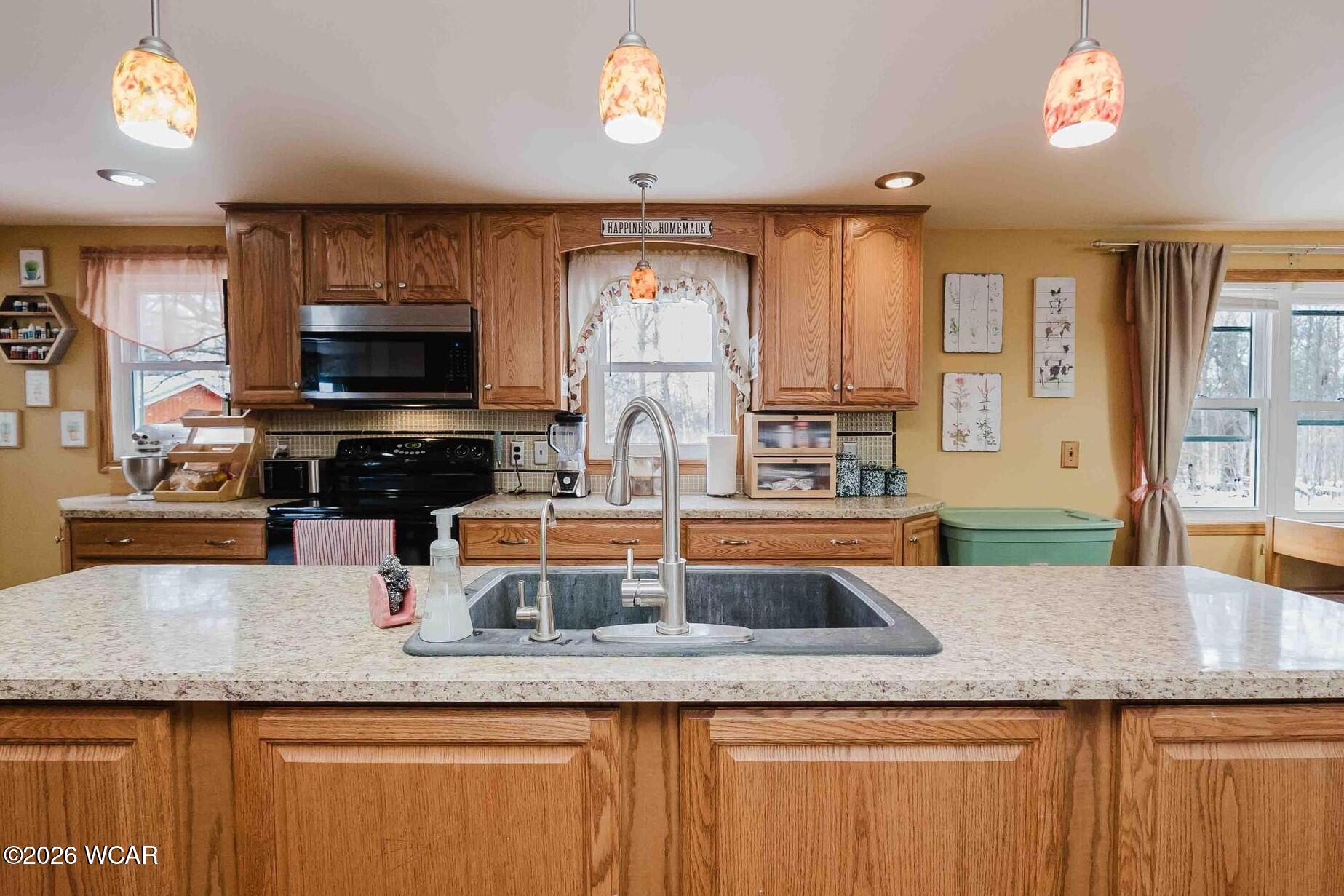 1175 Township Road 28, Bluffton, Ohio