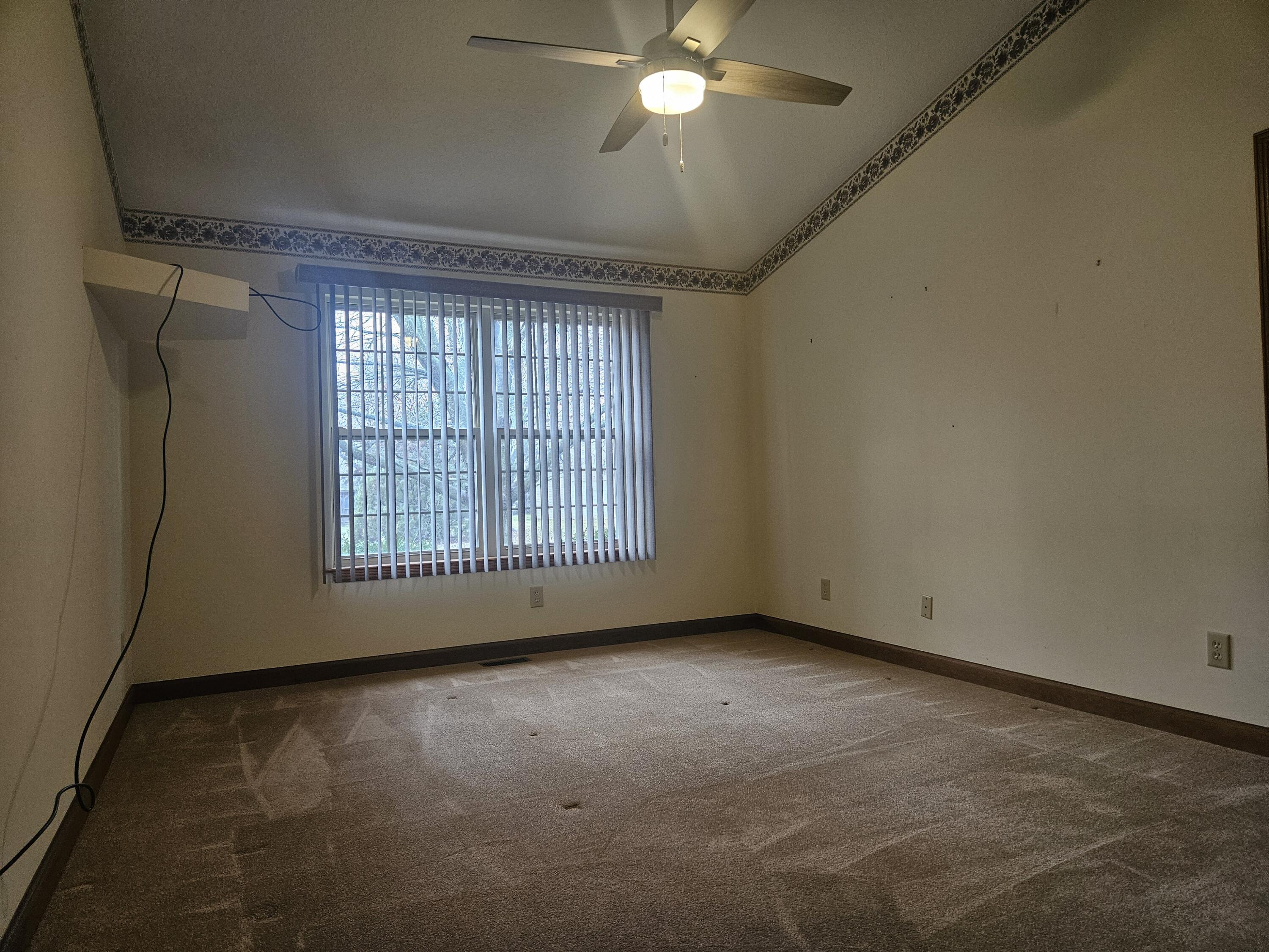 4909 Shannon Avenue, Springfield, Ohio 45504