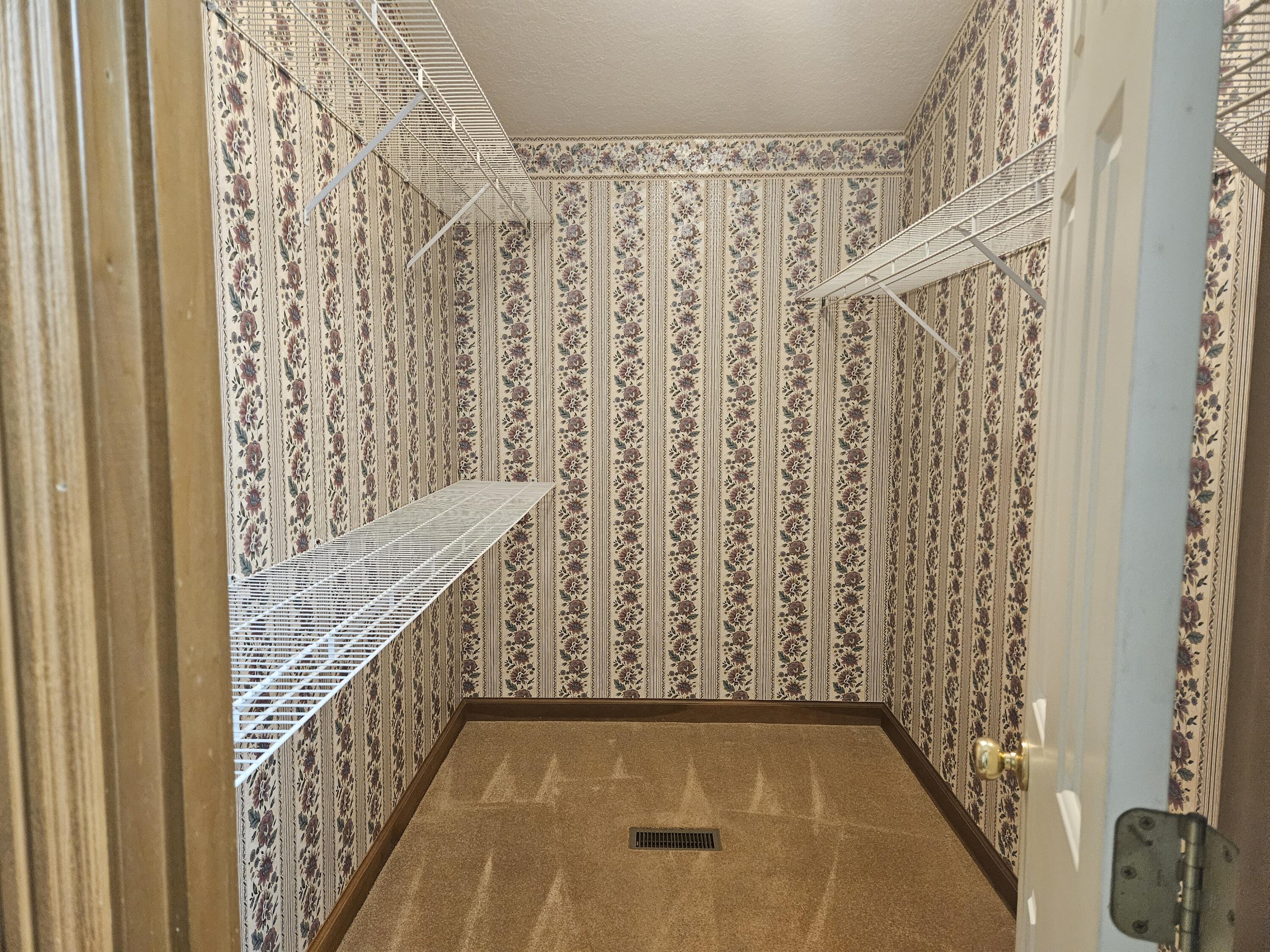 4909 Shannon Avenue, Springfield, Ohio 45504