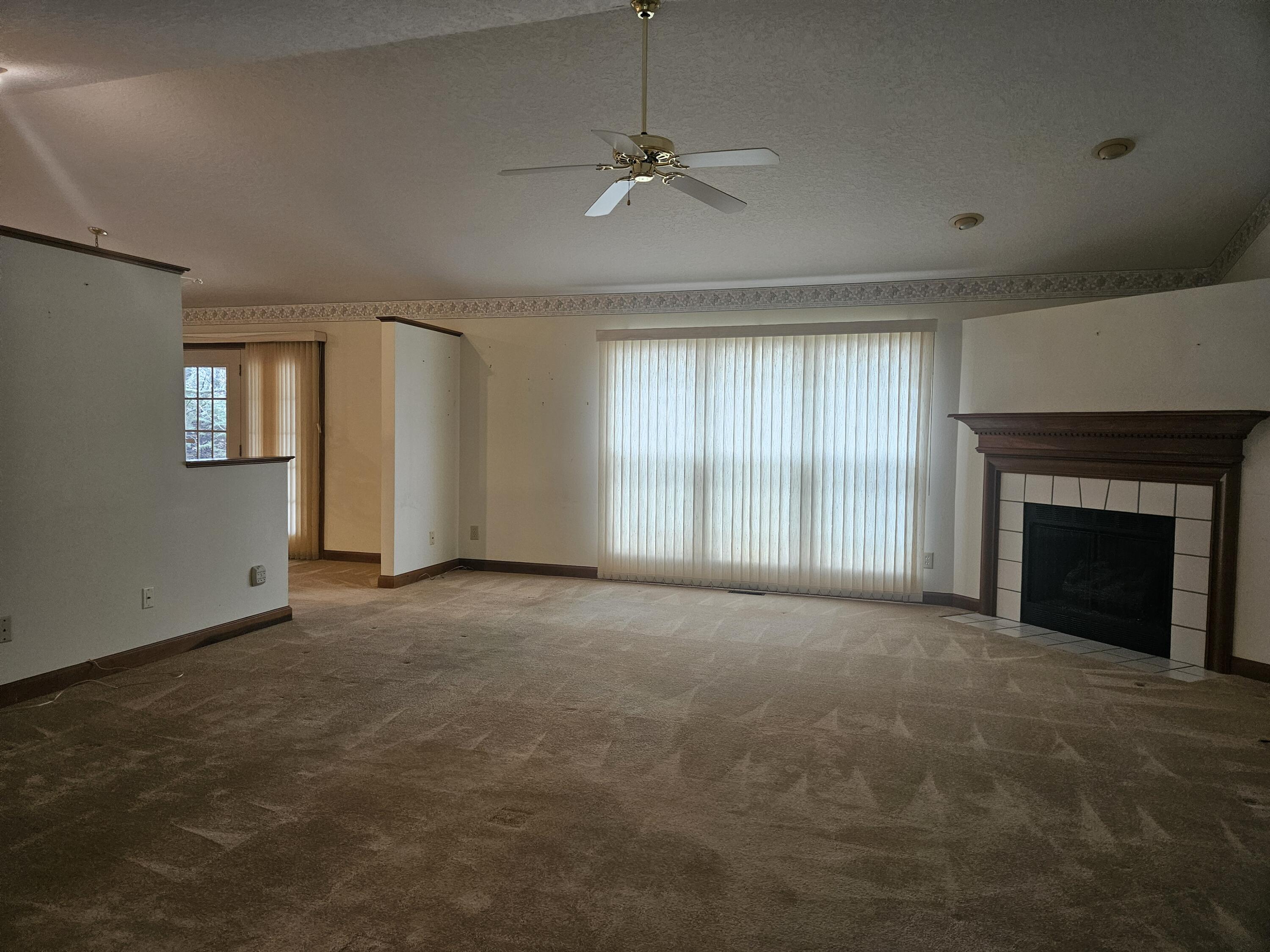 4909 Shannon Avenue, Springfield, Ohio 45504