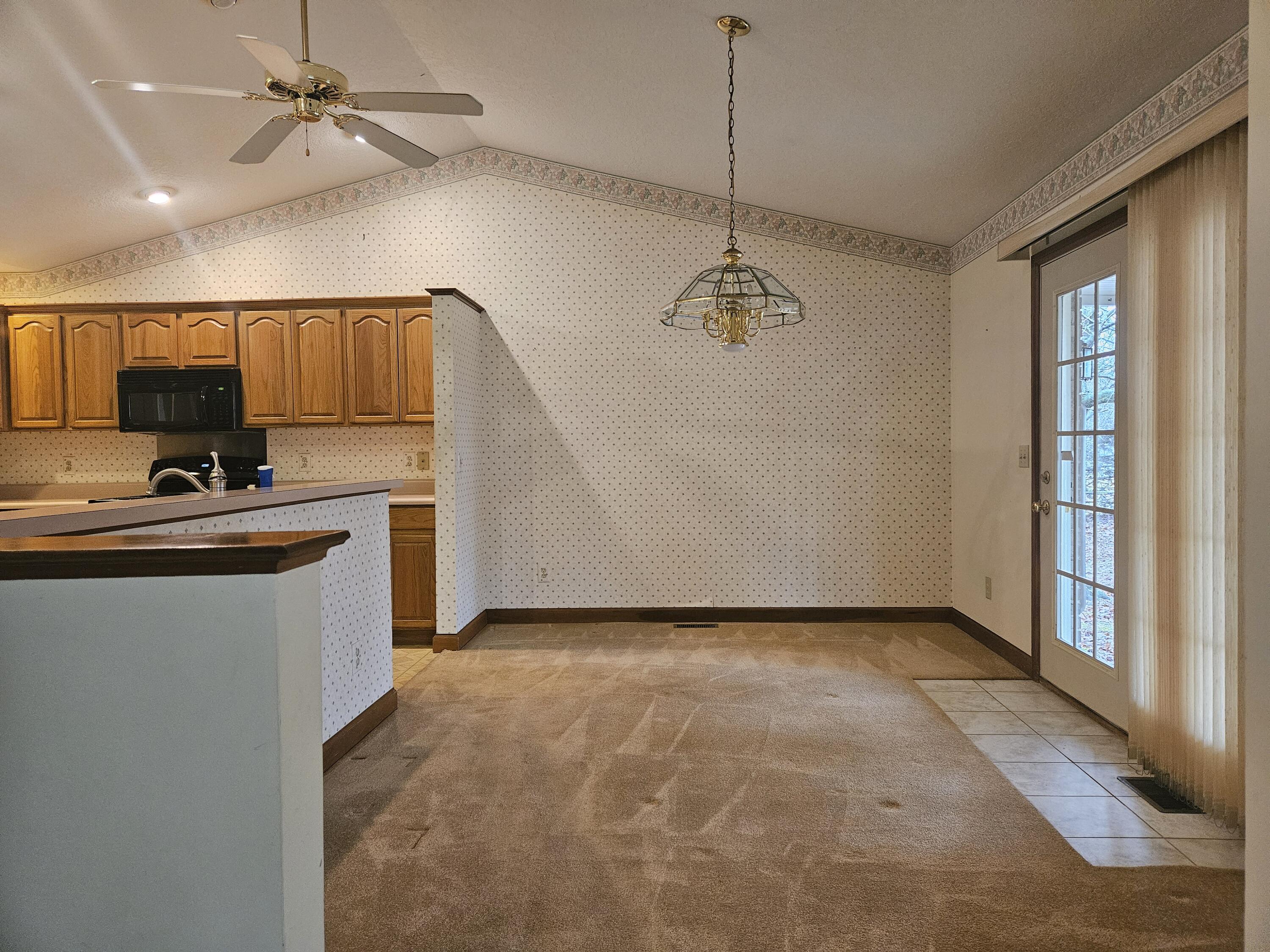 4909 Shannon Avenue, Springfield, Ohio 45504