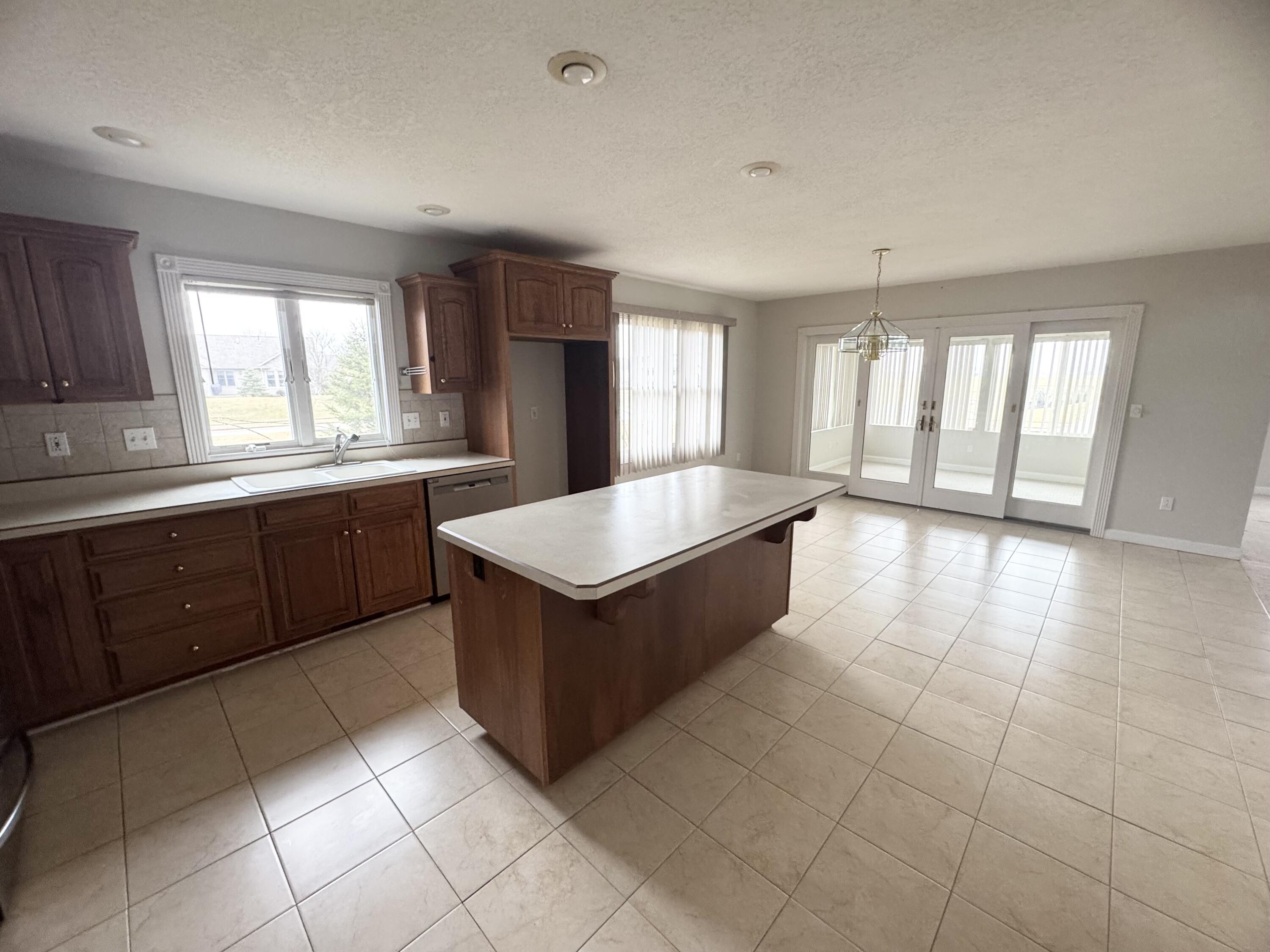 1815 Samples Court, Celina, Ohio 45822