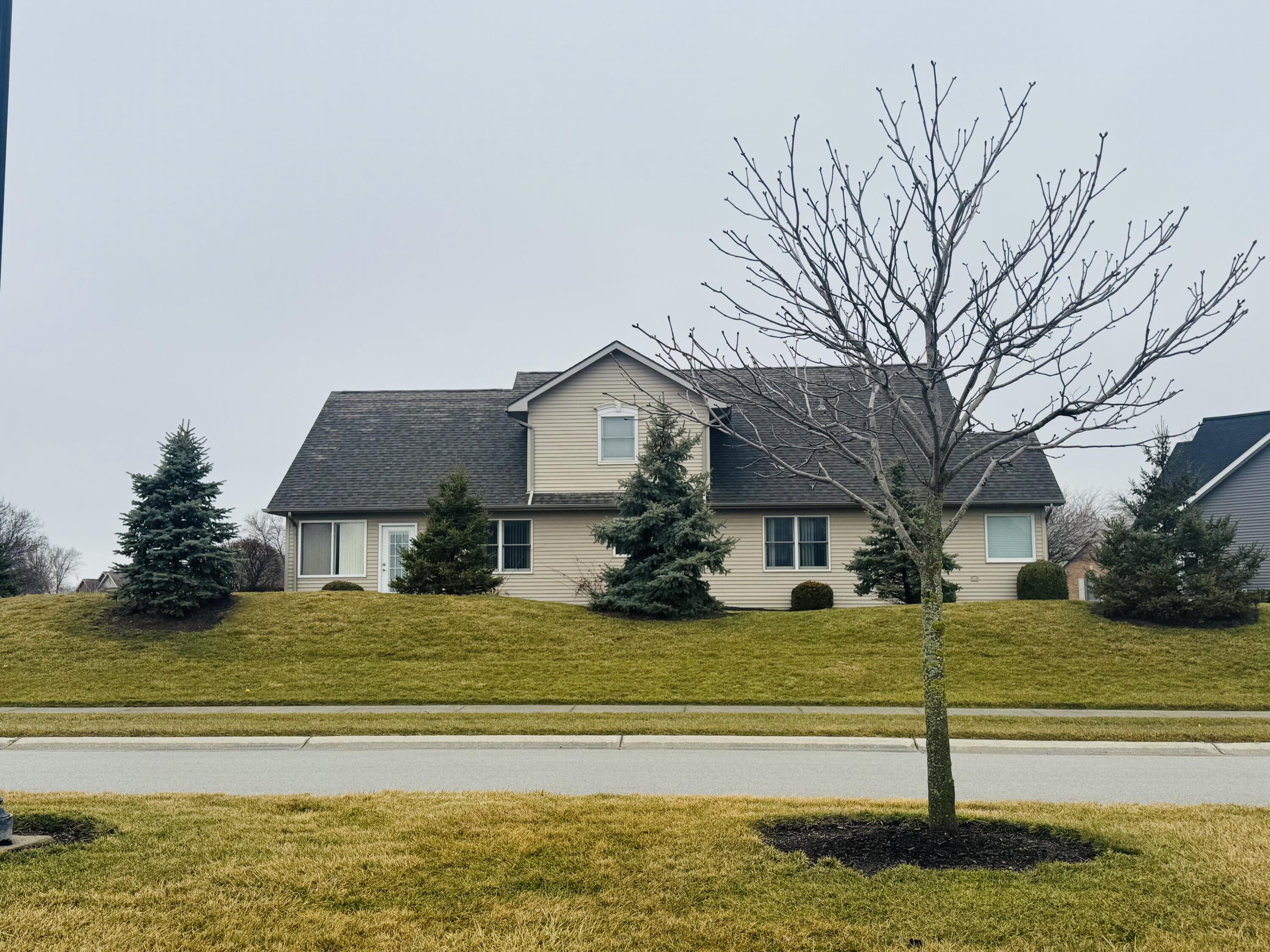 1815 Samples Court, Celina, Ohio 45822