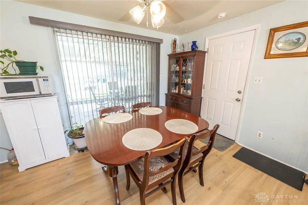 3154 Sherwood Park Drive, Springfield, Ohio 45505