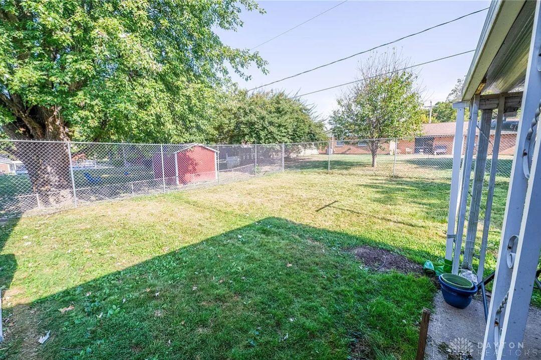 3154 Sherwood Park Drive, Springfield, Ohio 45505