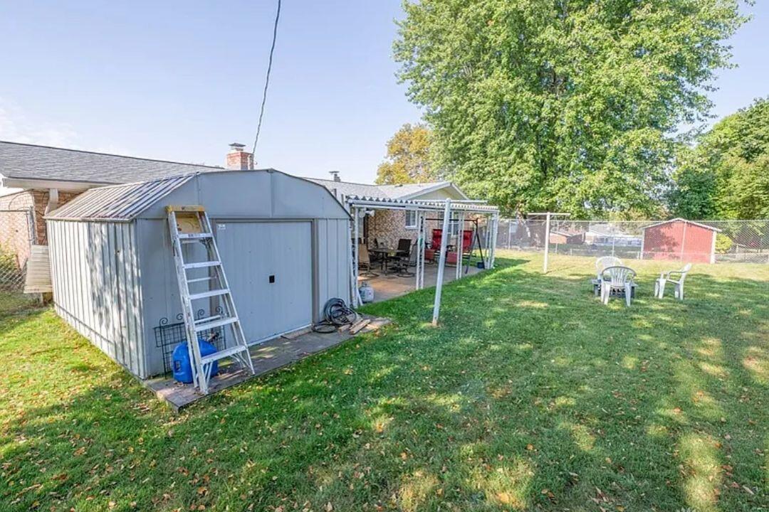 3154 Sherwood Park Drive, Springfield, Ohio 45505