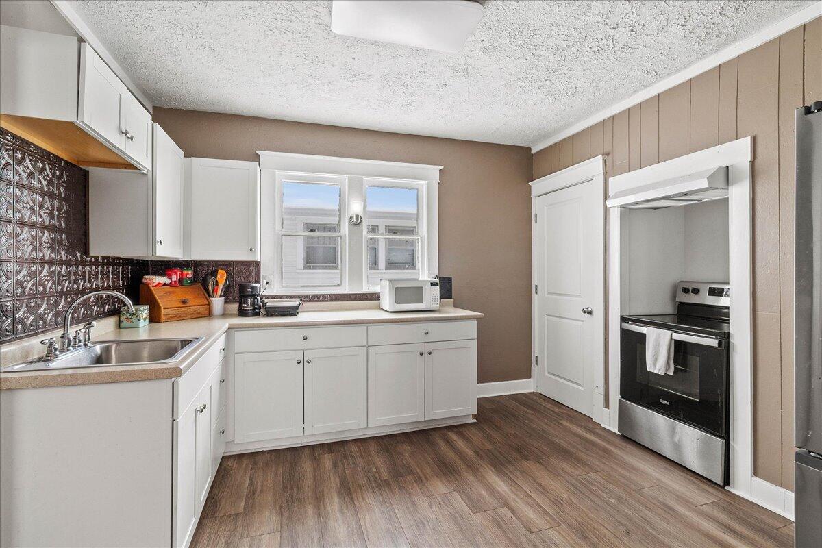 956 Rice Avenue, Lima, Ohio 45805