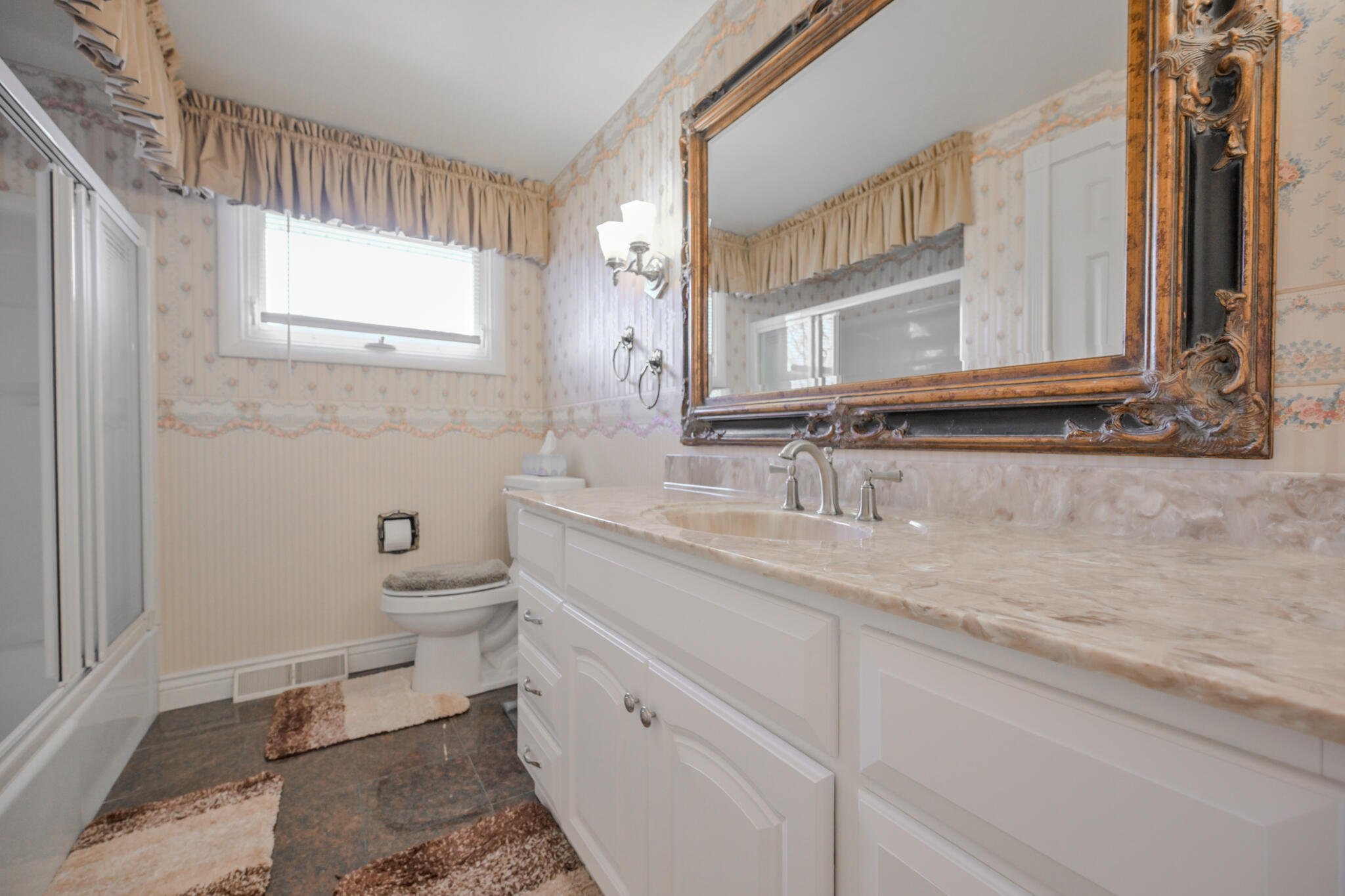 1521 Erika Drive, Springfield, Ohio 45503