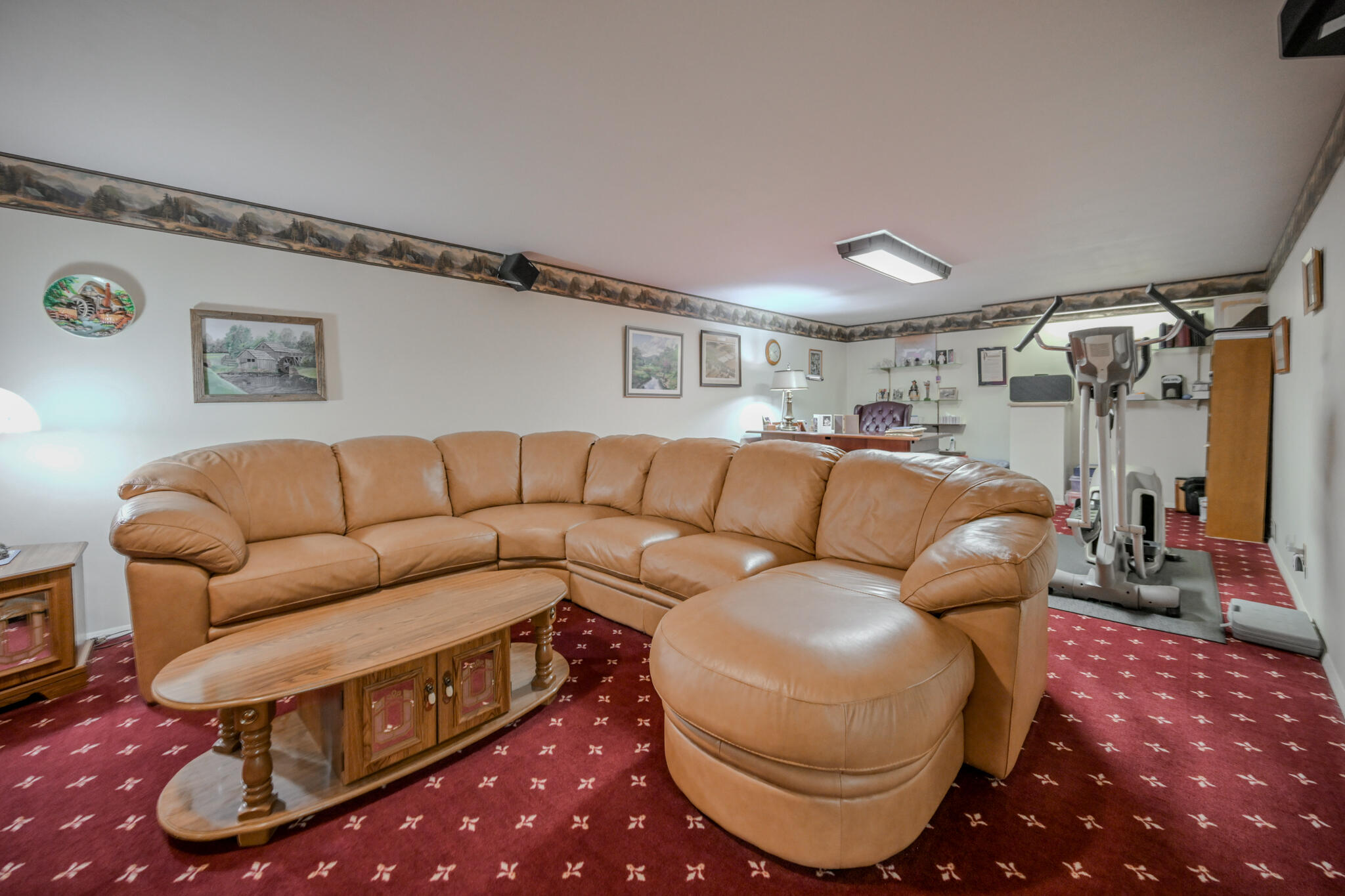 1521 Erika Drive, Springfield, Ohio 45503