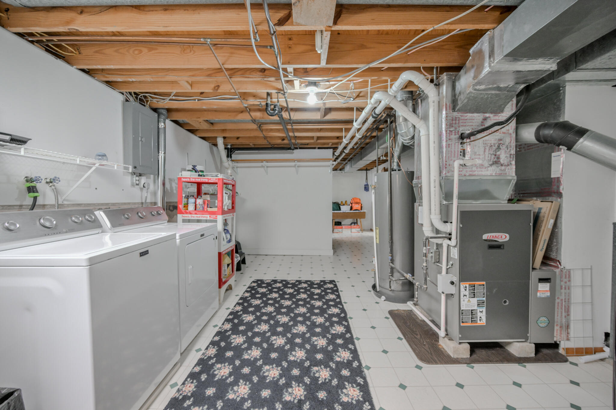 1521 Erika Drive, Springfield, Ohio 45503