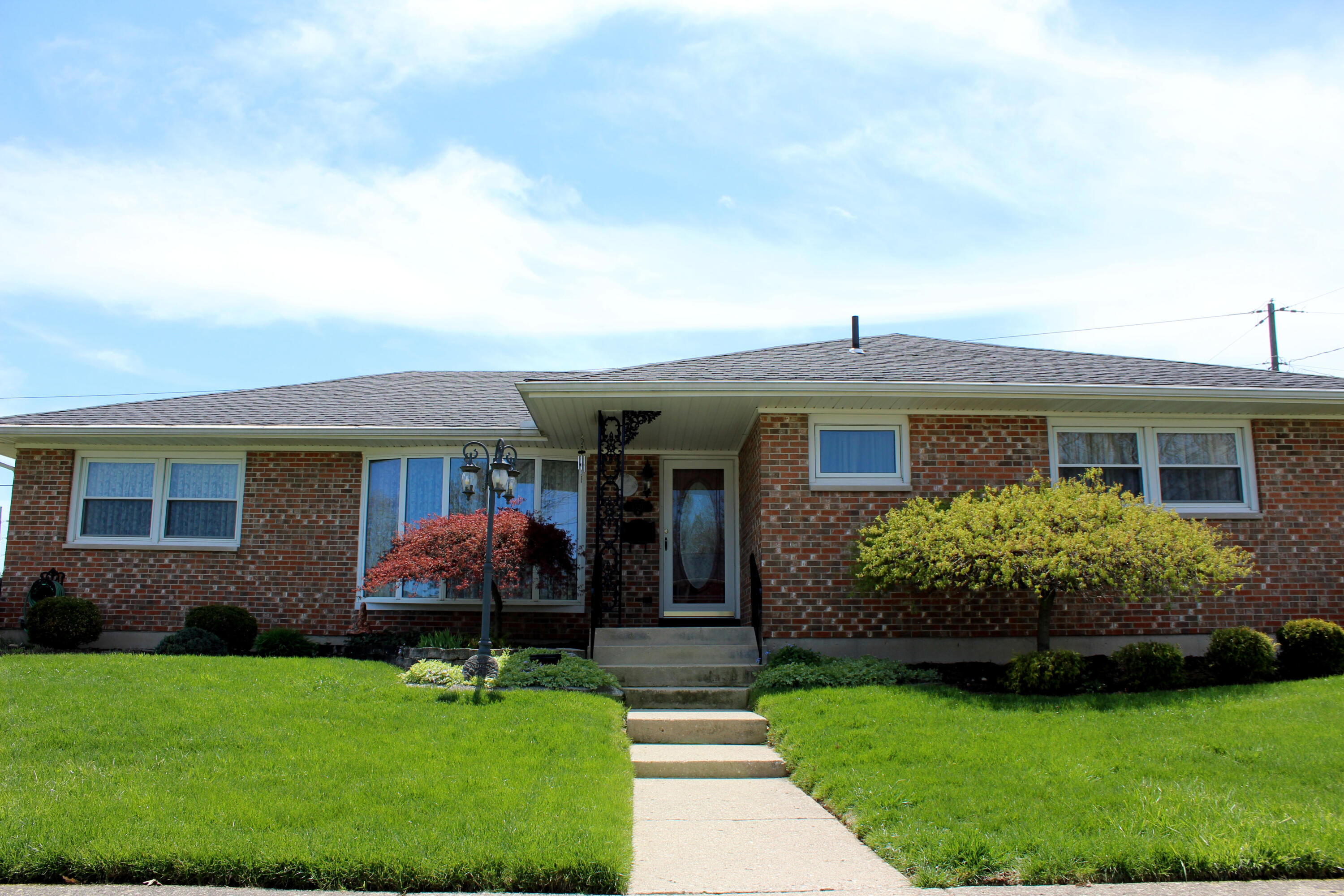 1521 Erika Drive, Springfield, Ohio 45503