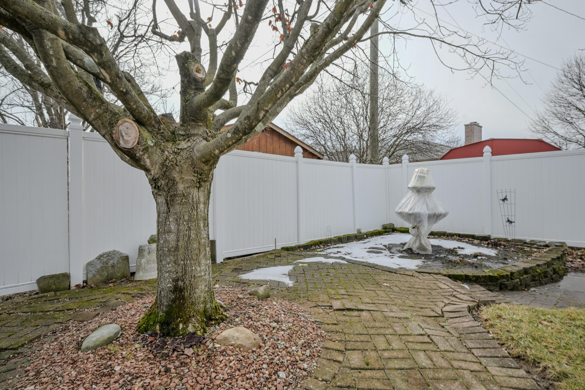 1521 Erika Drive, Springfield, Ohio 45503