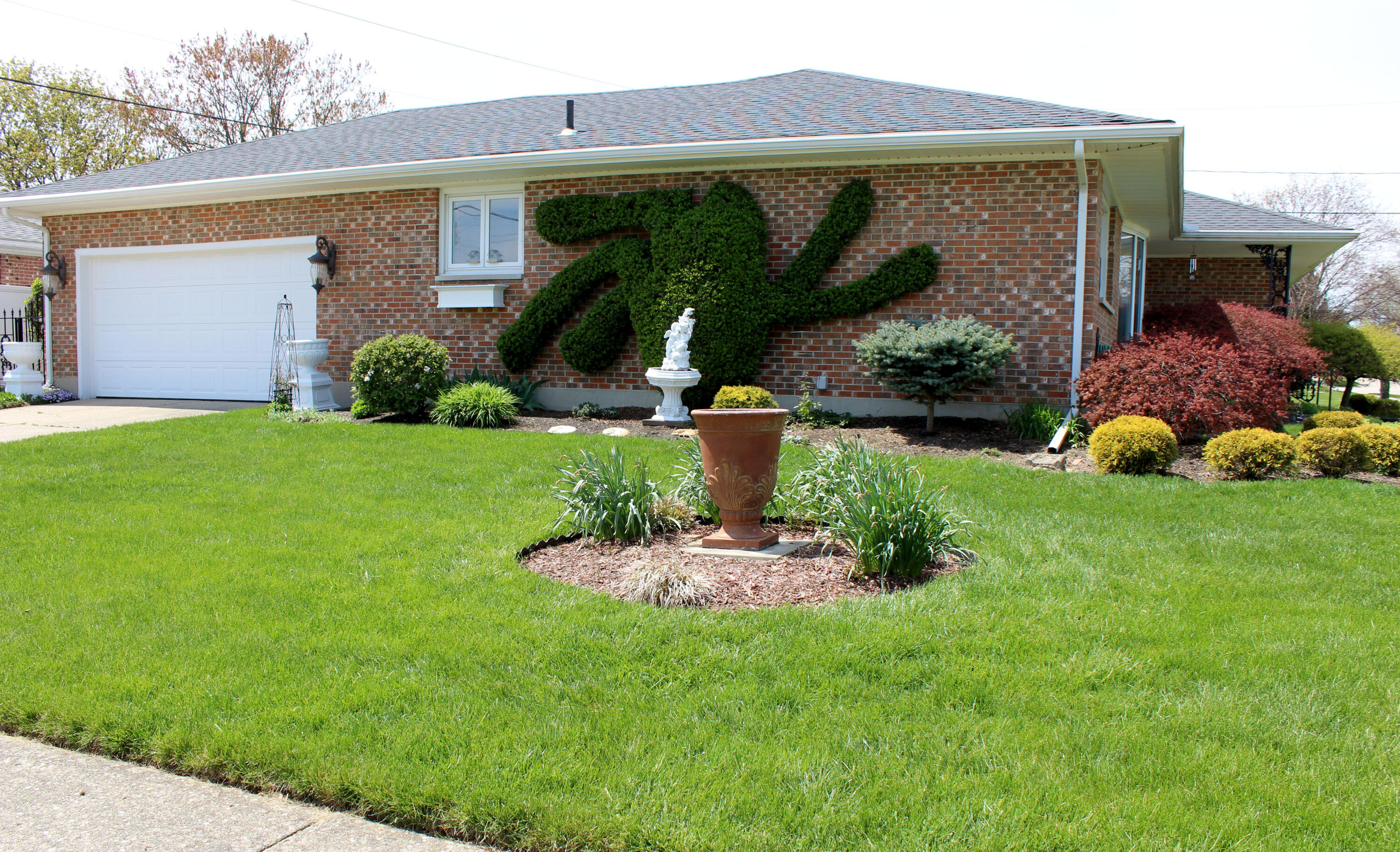 1521 Erika Drive, Springfield, Ohio 45503