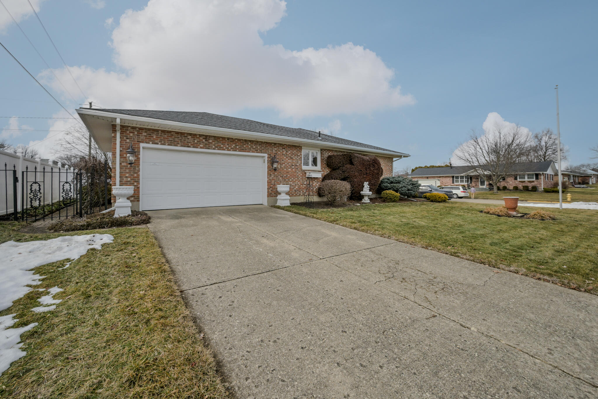 1521 Erika Drive, Springfield, Ohio 45503