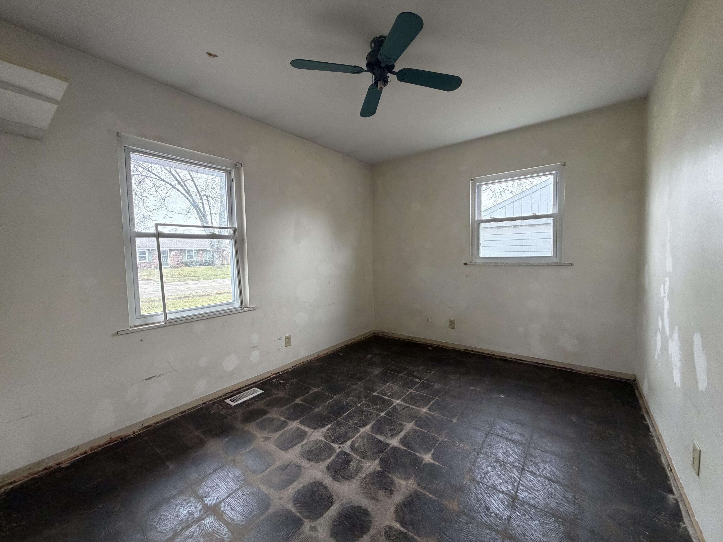 3924 Schenley Street, Enon, Ohio 45323