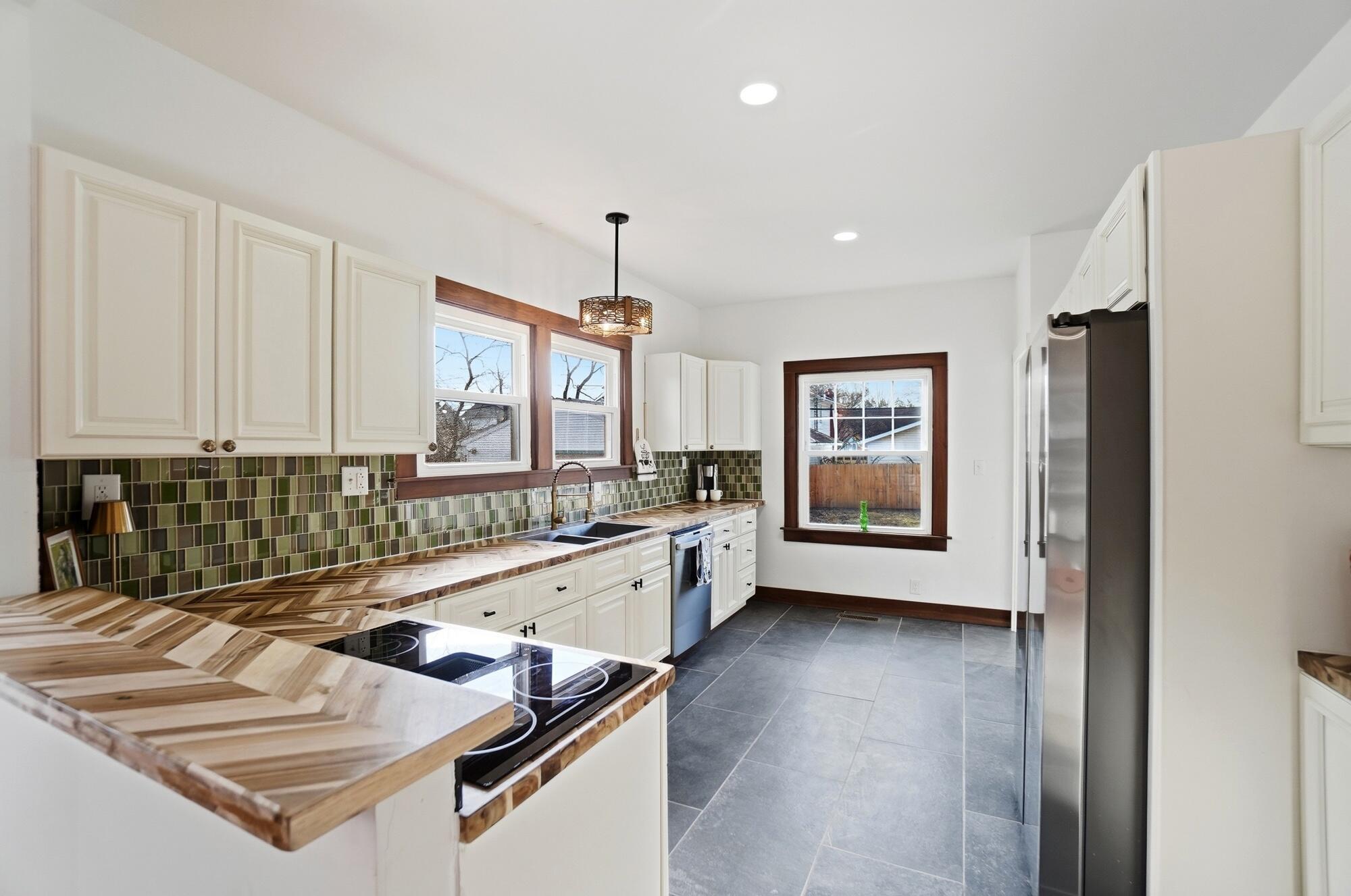 25 Englewood Road, Springfield, Ohio 45504