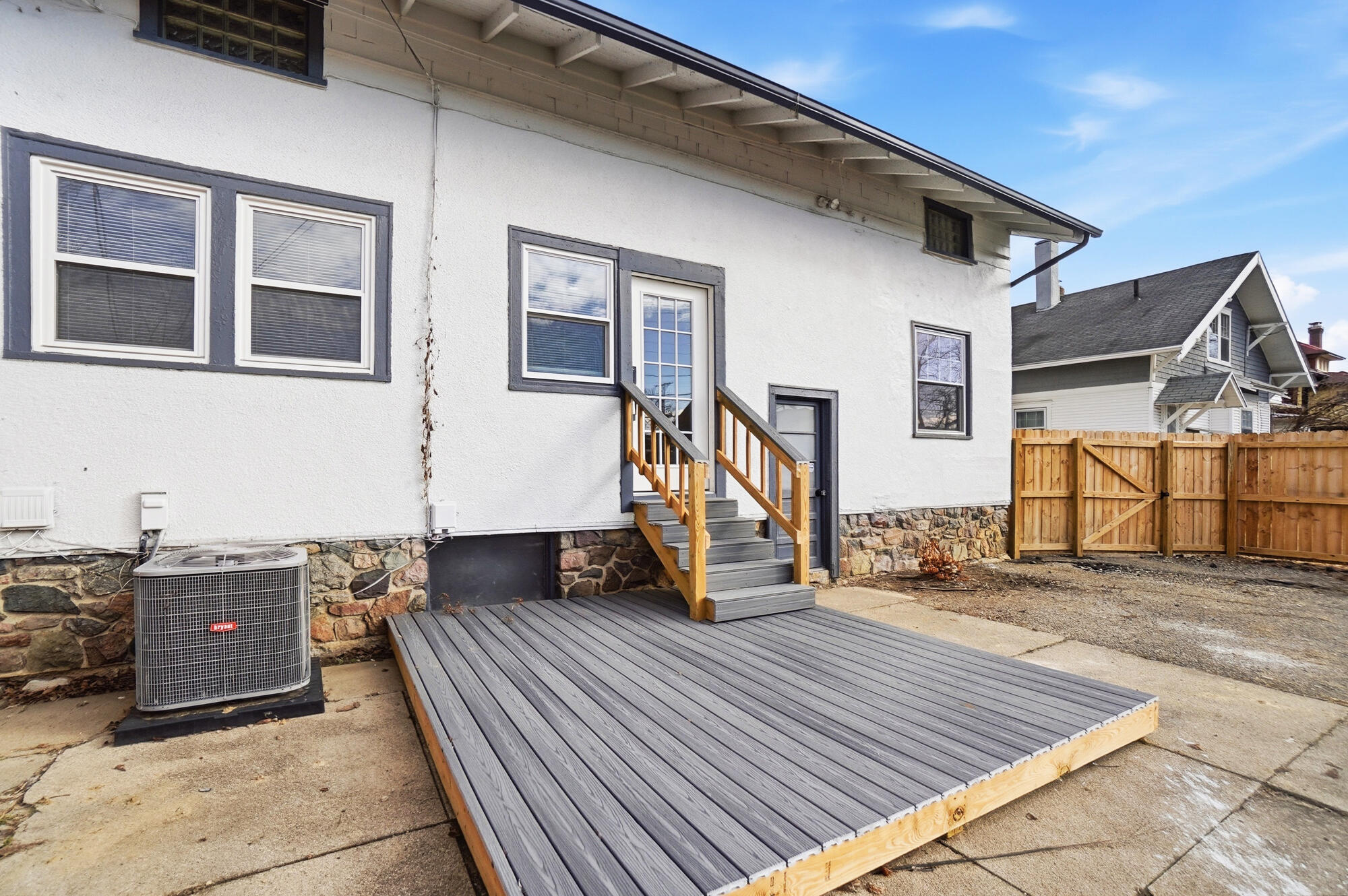 25 Englewood Road, Springfield, Ohio 45504