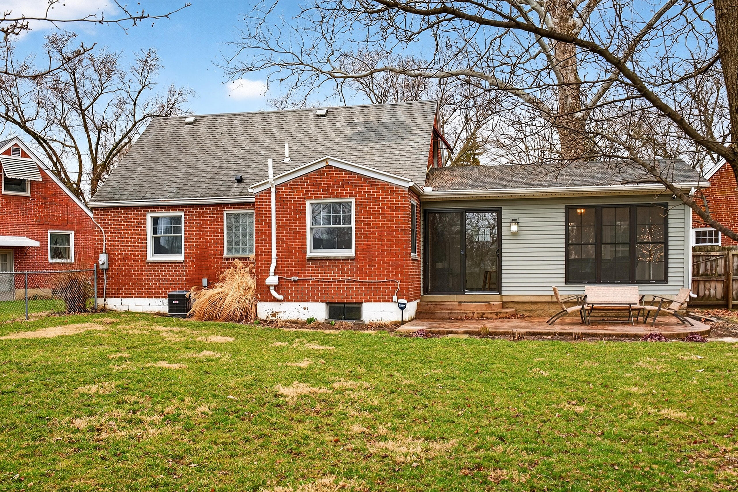 911 Devon Court, Troy, Ohio 45373