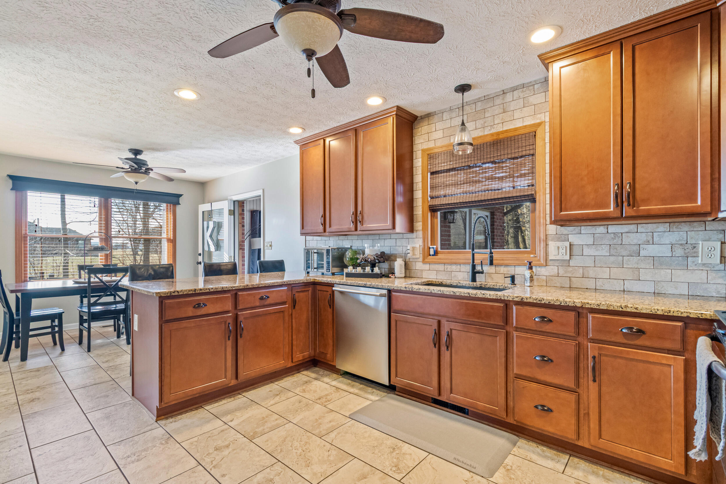 857 Shaney Lane, Brookville, Ohio 45309