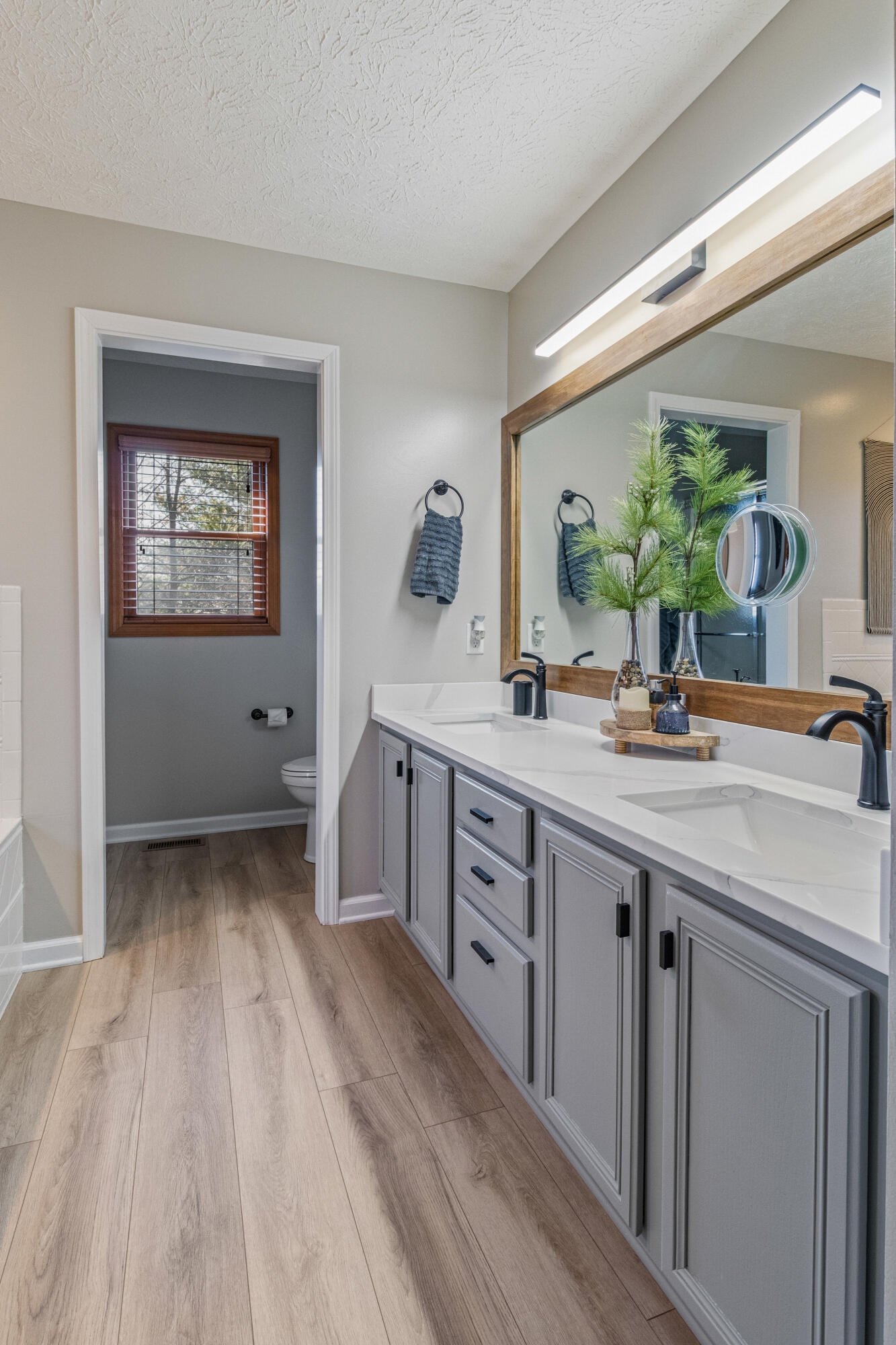 857 Shaney Lane, Brookville, Ohio 45309