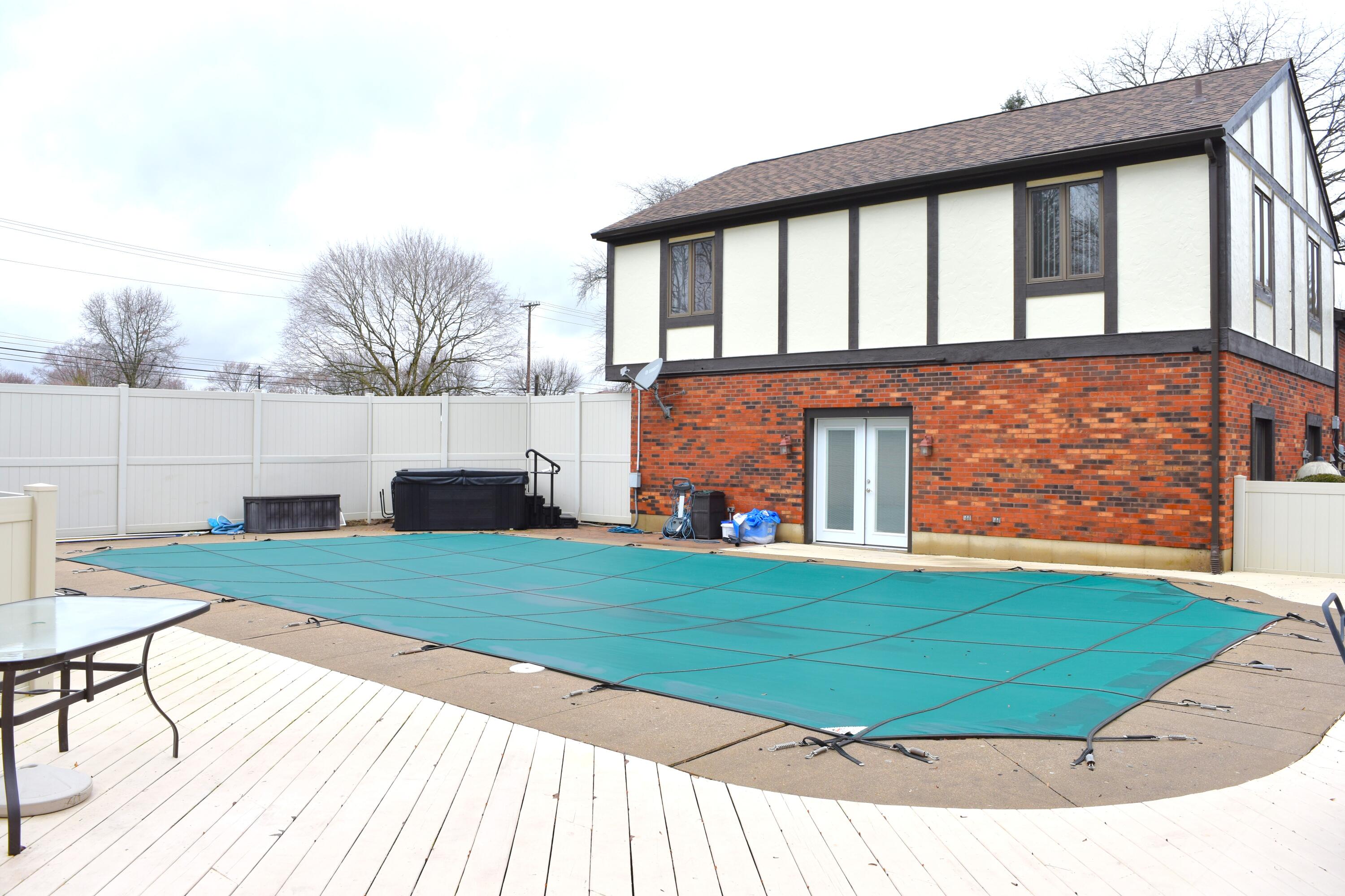 315 Sunset Drive, Piqua, Ohio 45356