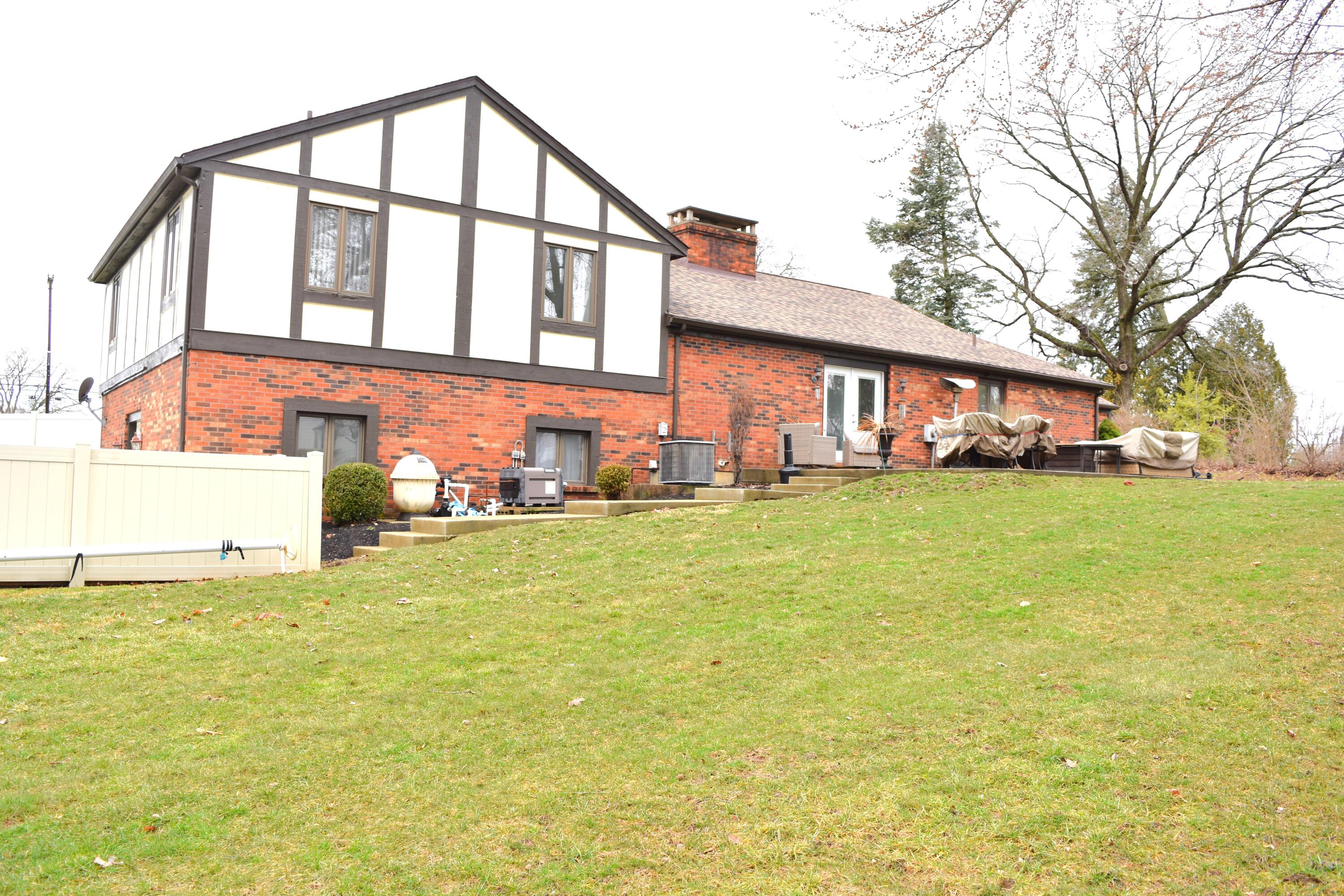 315 Sunset Drive, Piqua, Ohio 45356