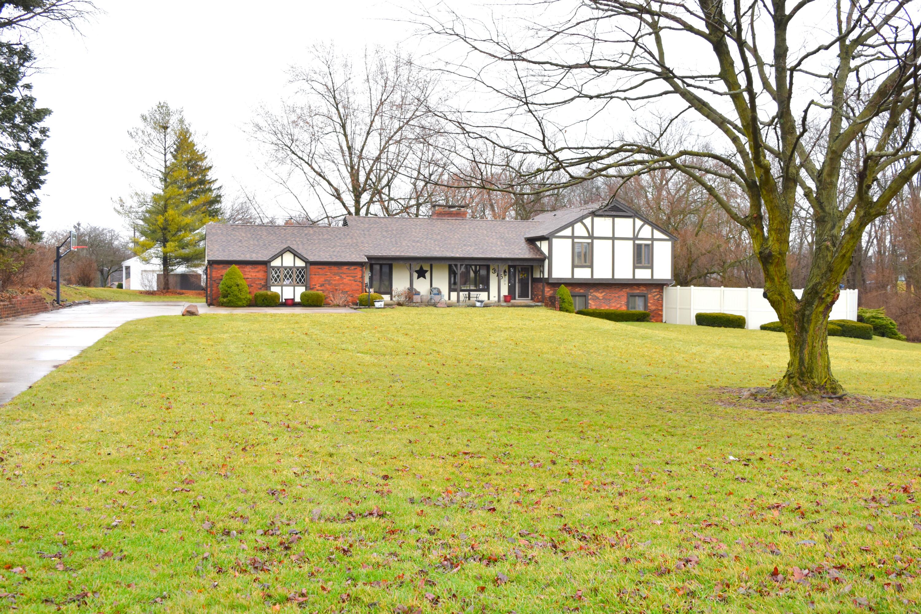 315 Sunset Drive, Piqua, Ohio 45356