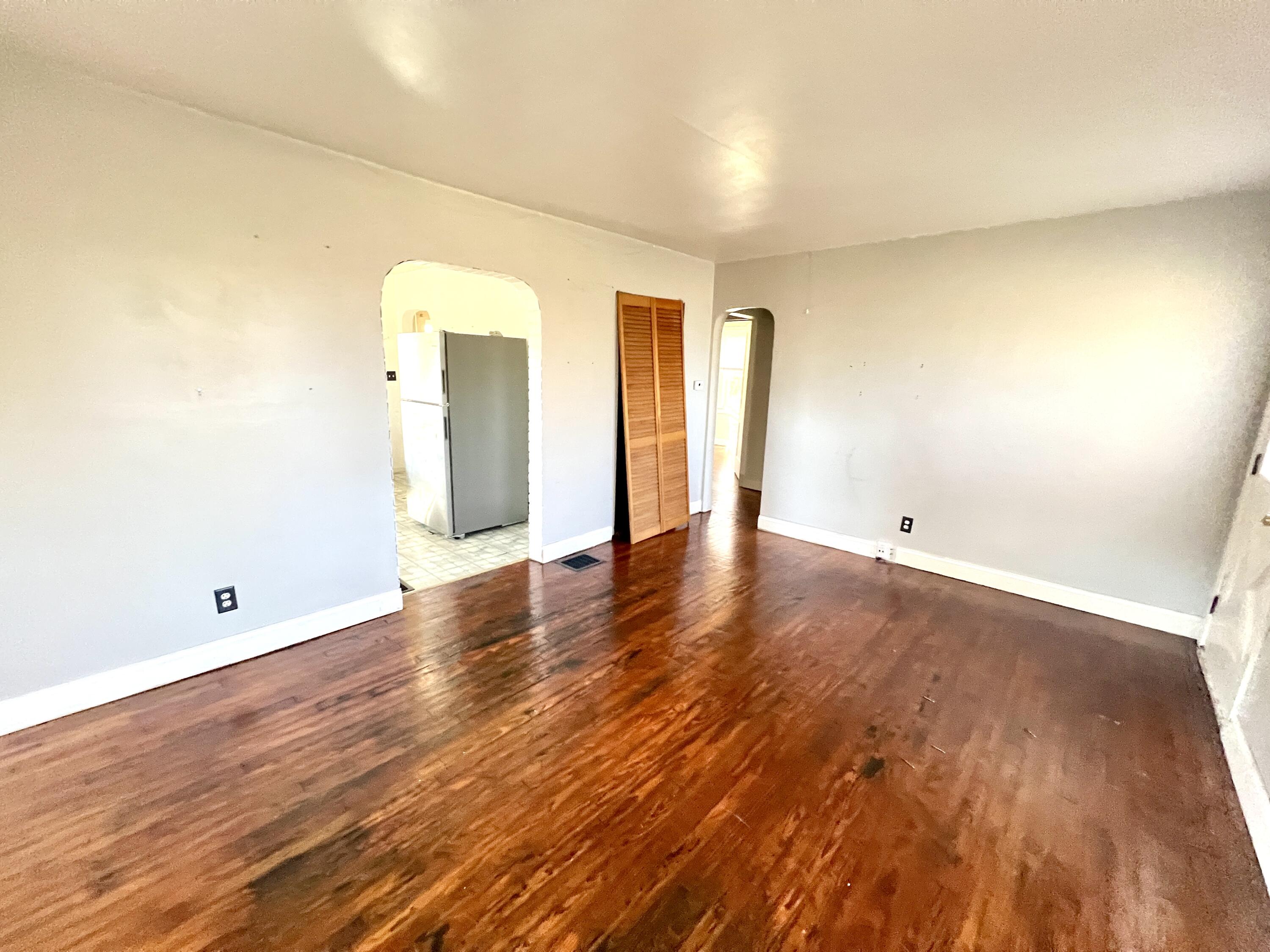 3145 Troy Road, Springfield, Ohio 45504