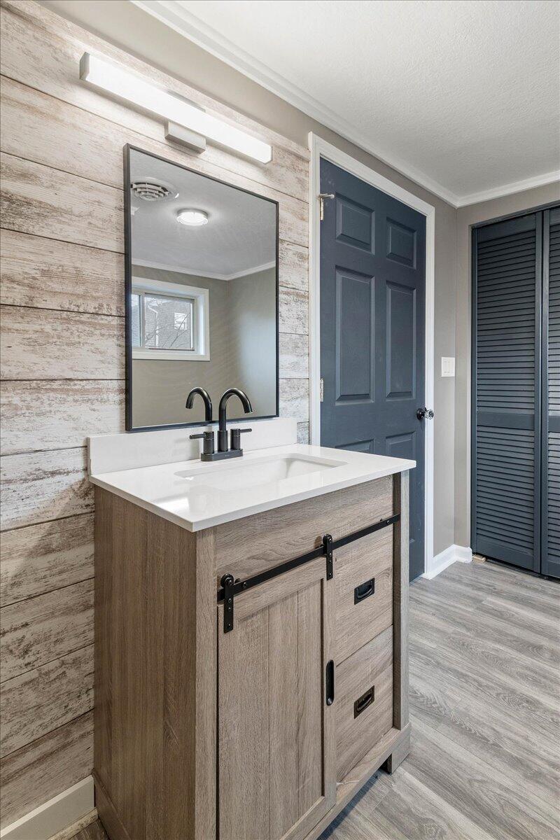 9050 Elm Street, Lakeview, Ohio 43331