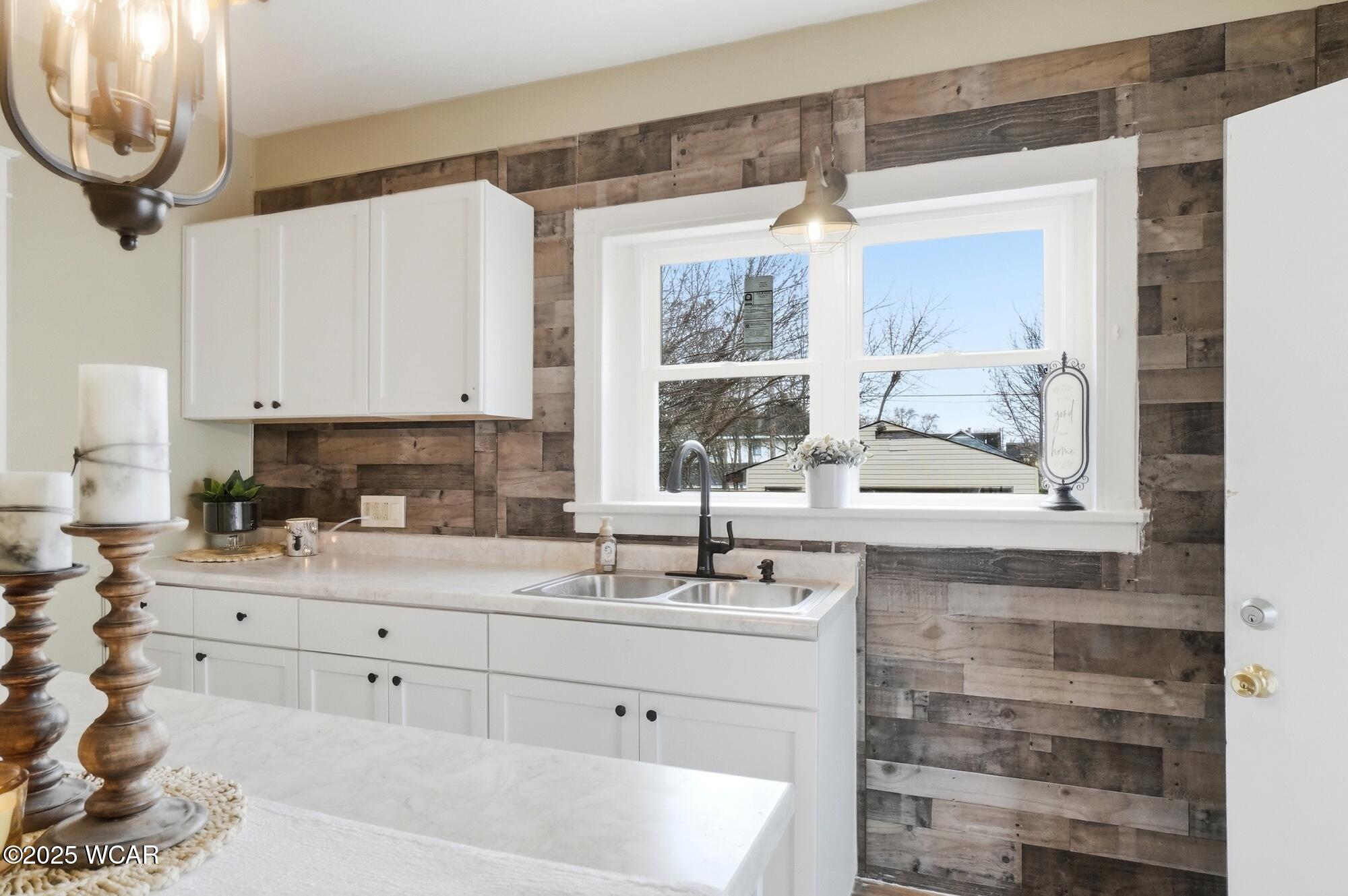 974 Richie Avenue, Lima, Ohio