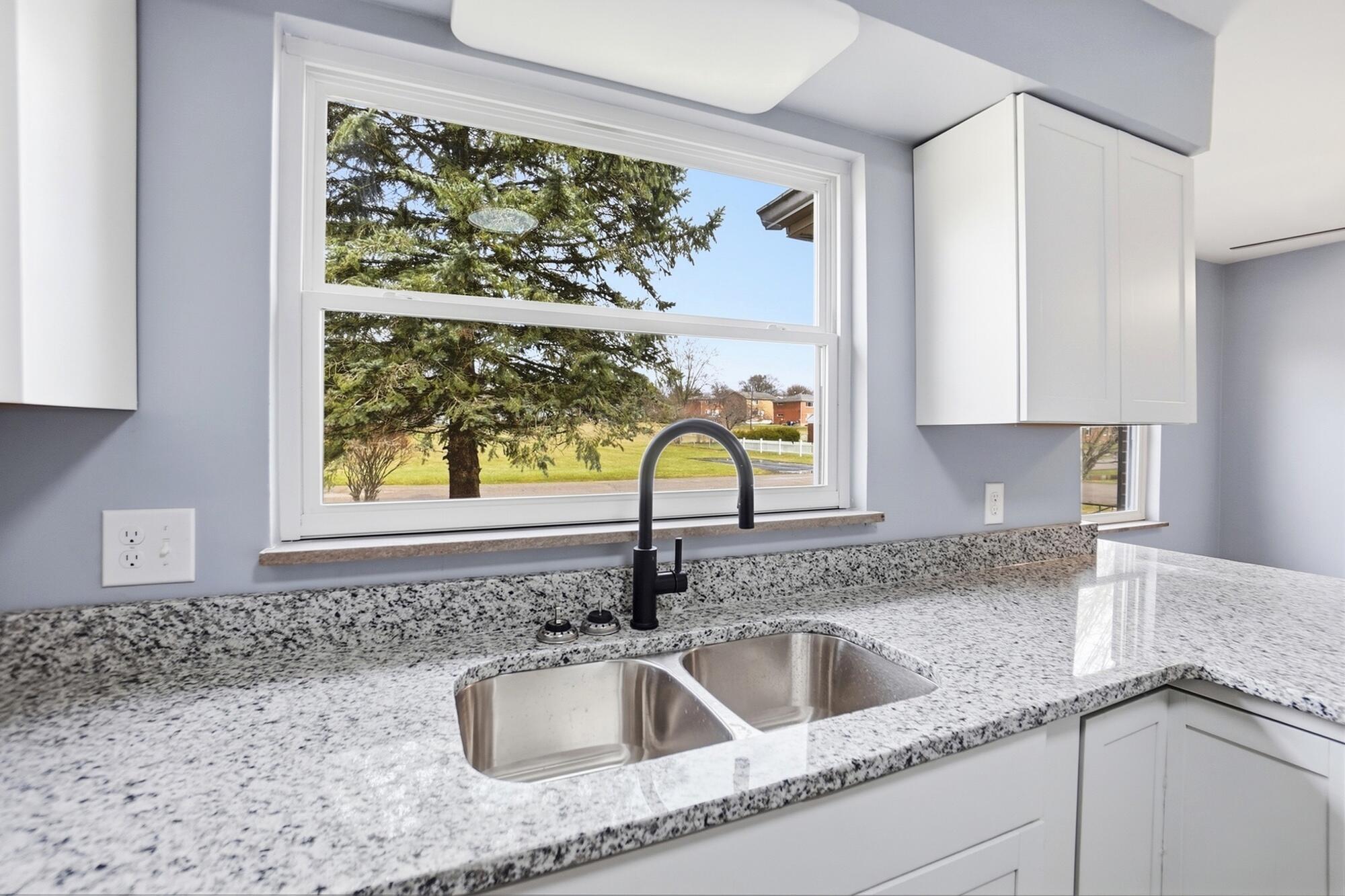 1421 Seminole Avenue, Springfield, Ohio 45506