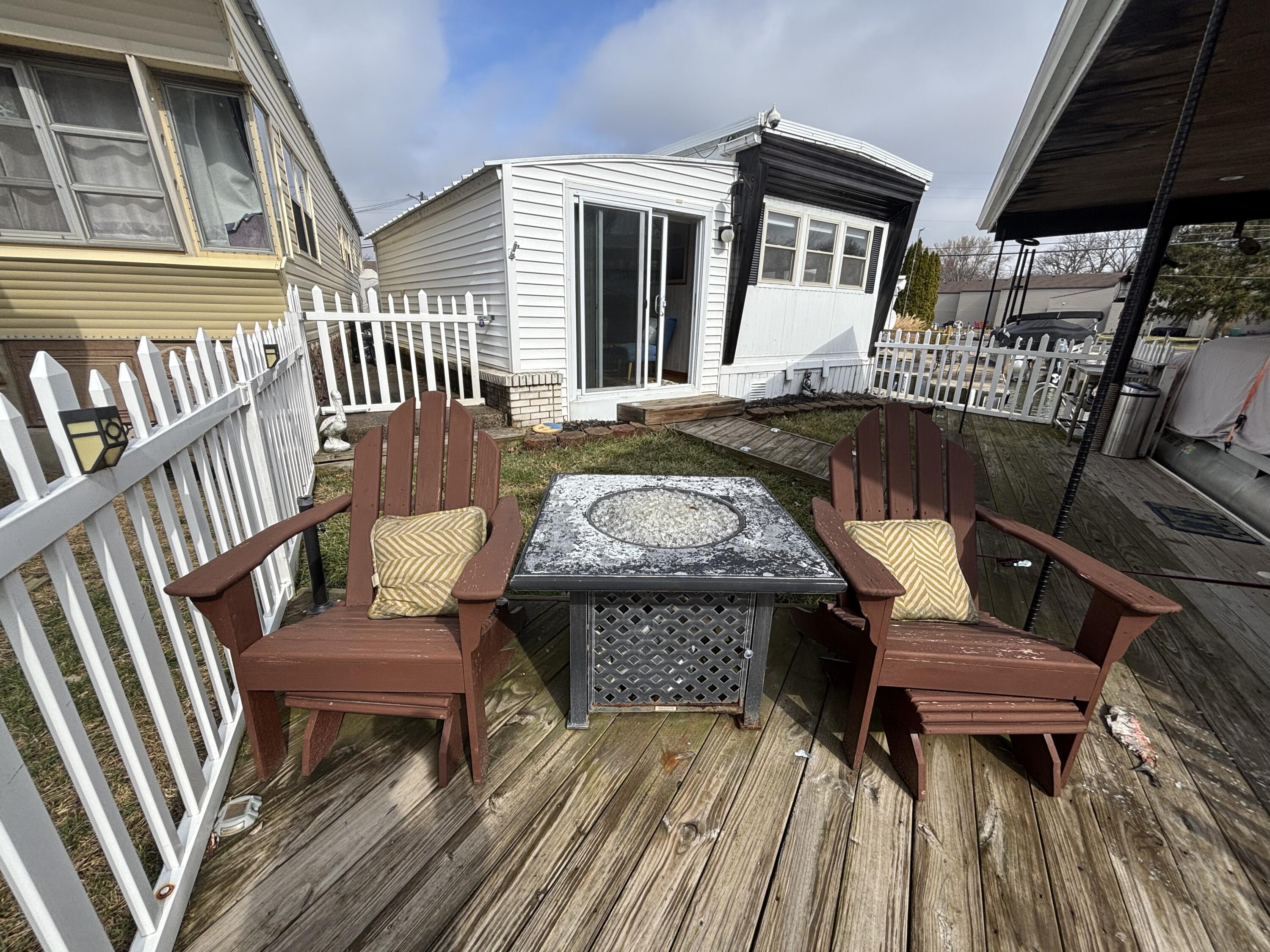 9571 State Route 368, Huntsville, Ohio 43324