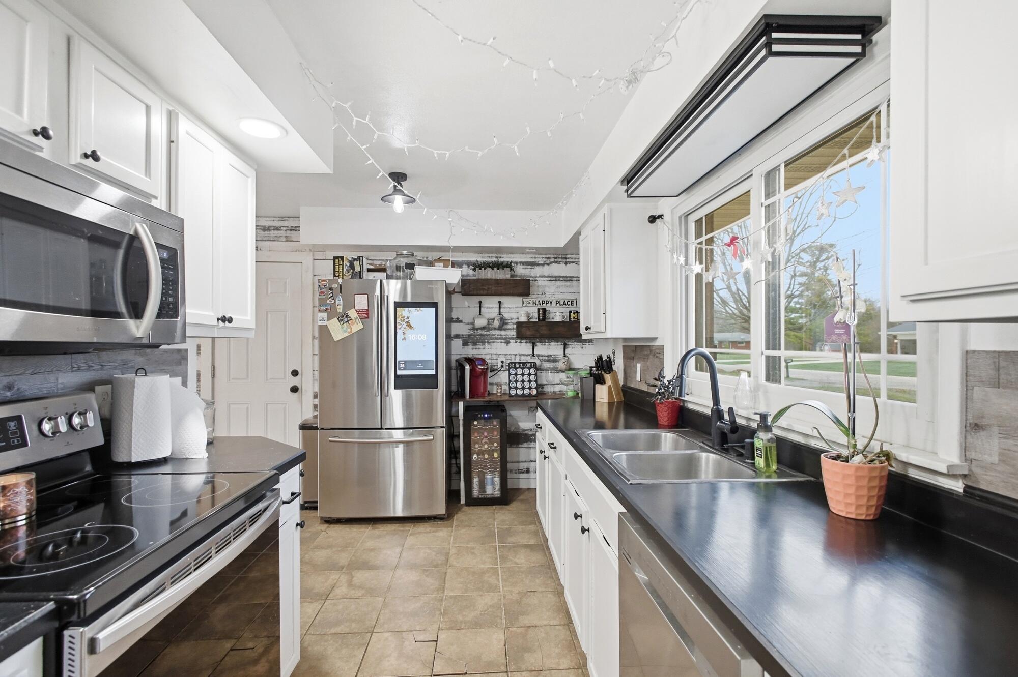 2861 Ashlar Drive, Springfield, Ohio 45503