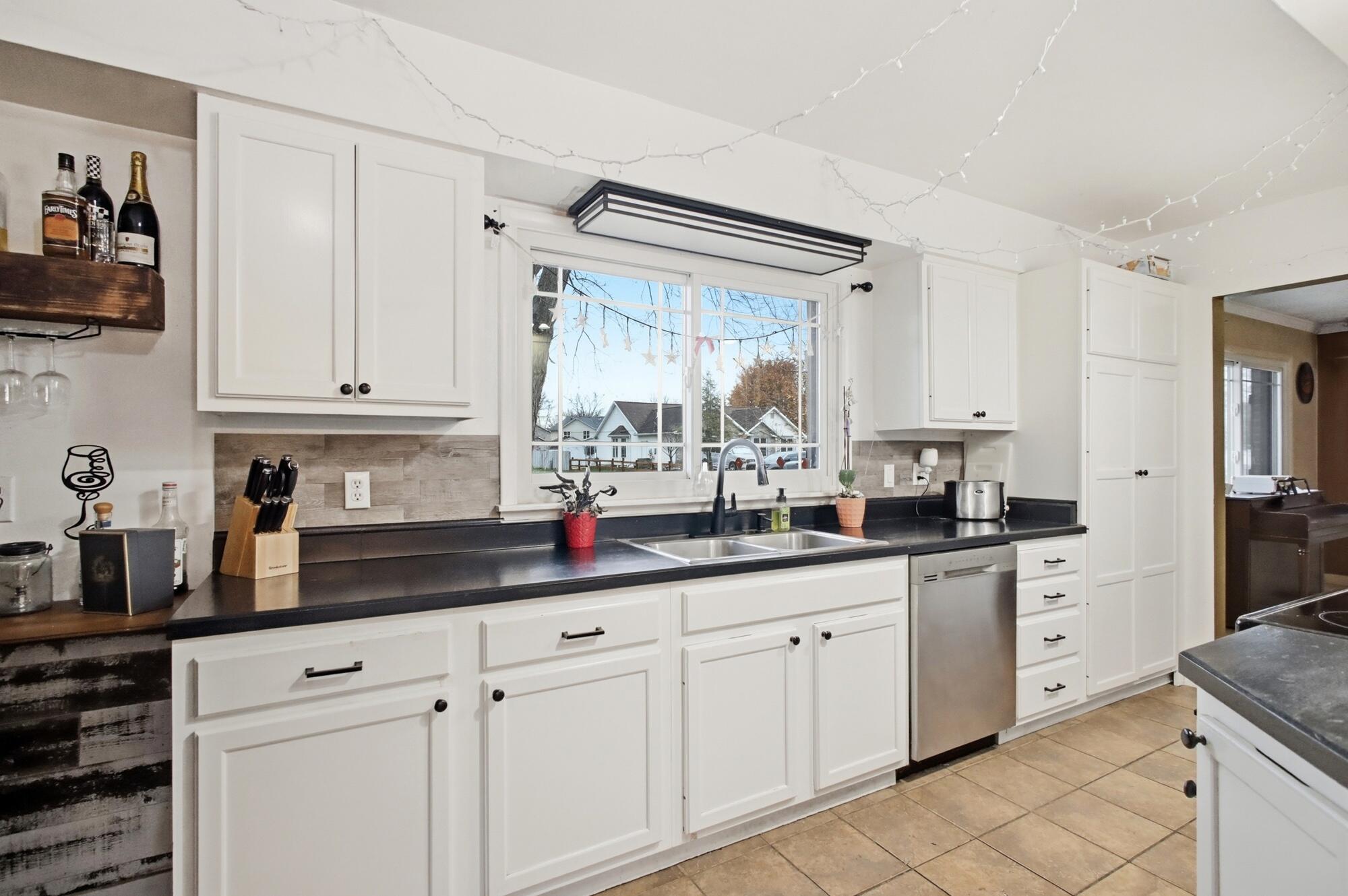 2861 Ashlar Drive, Springfield, Ohio 45503