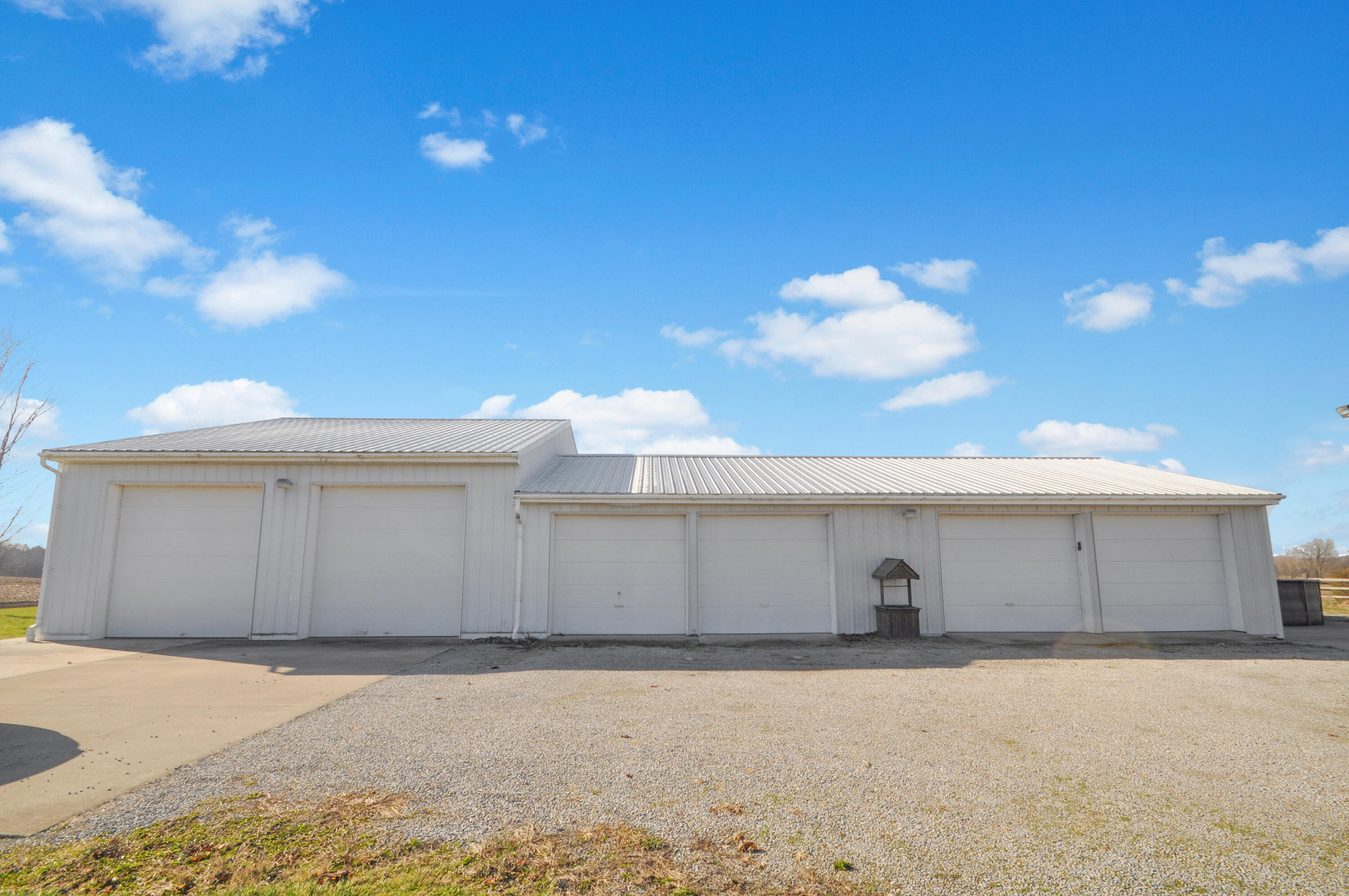 335 State Route 121, New Paris, Ohio 45347